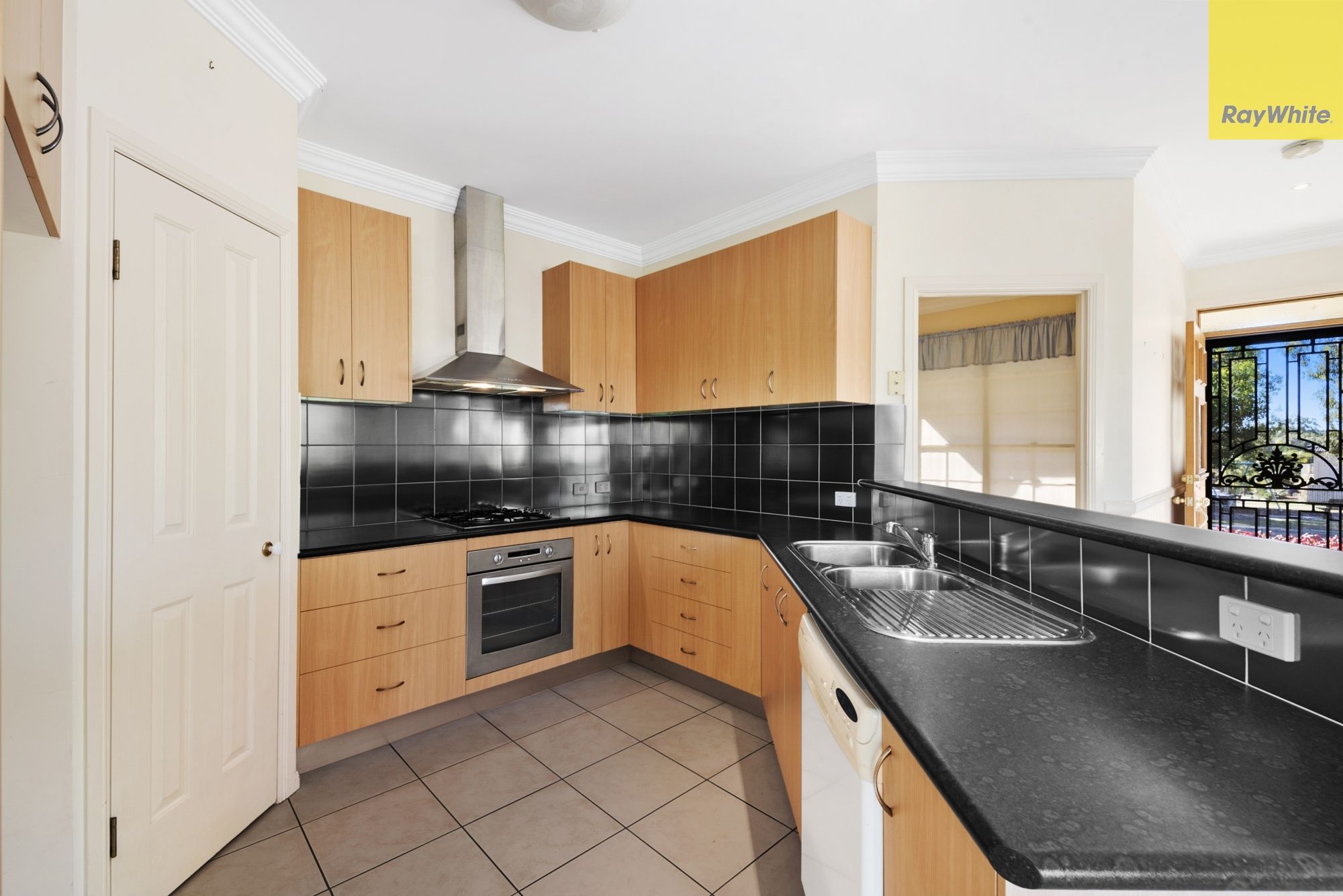 1 Churchill Lane, North Lakes, QLD 4509