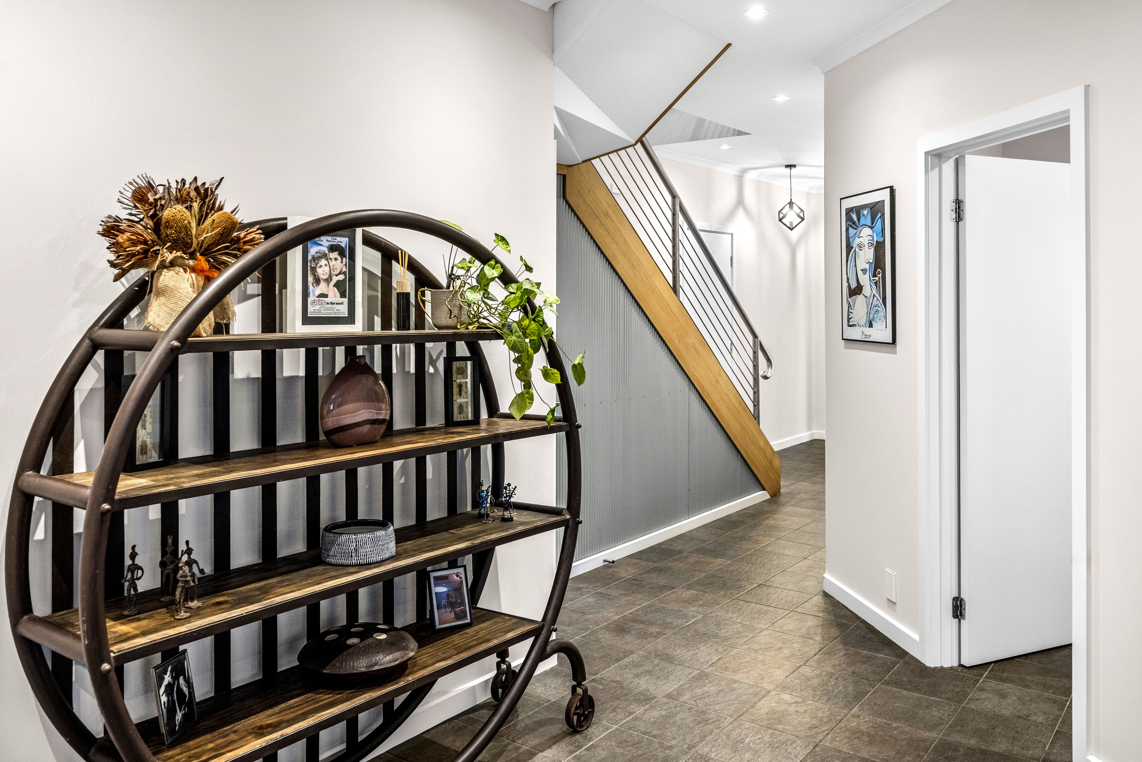 5 Mcpherson Place — photo 4 of 30