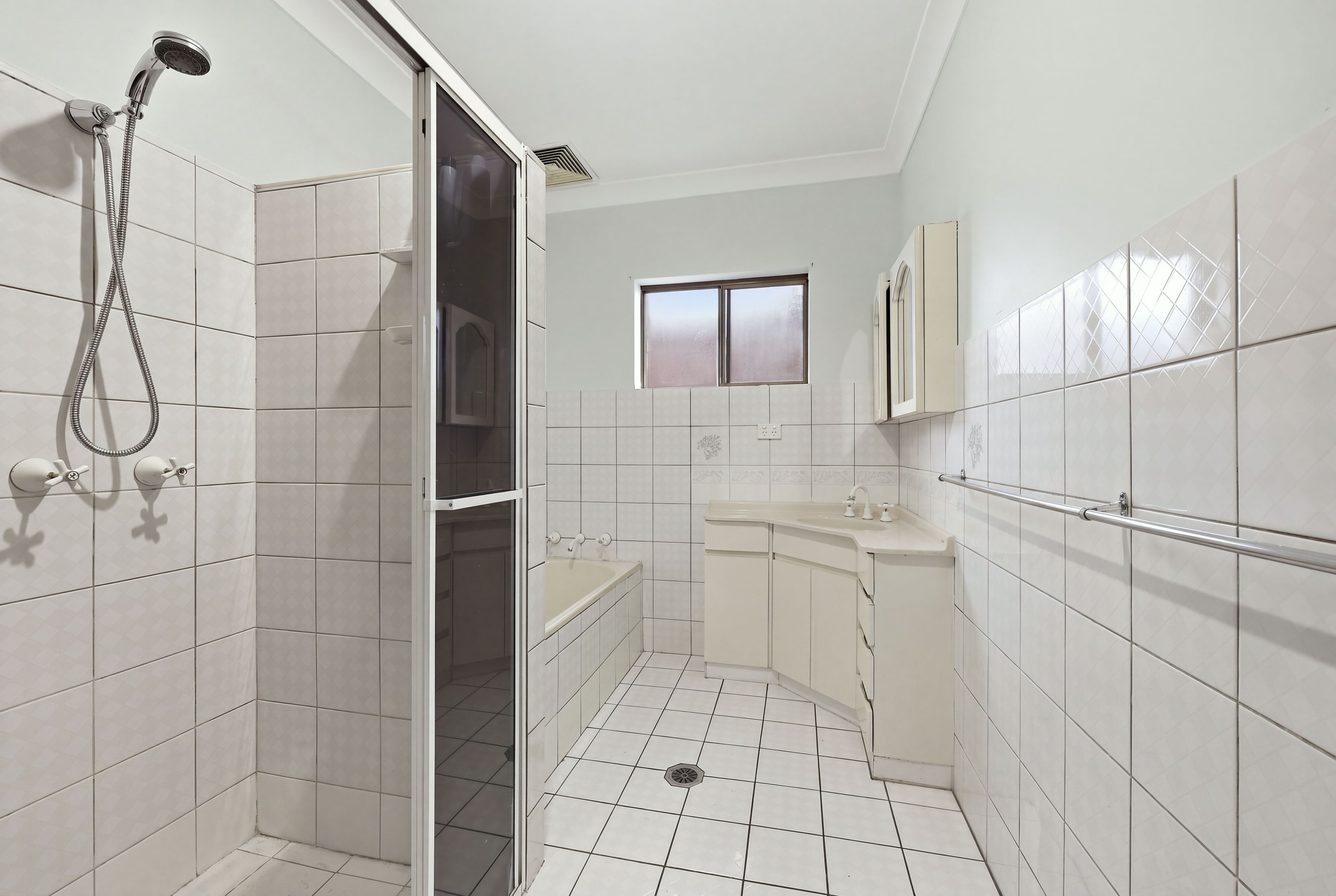 103 Lancelot Street — photo 4 of 16