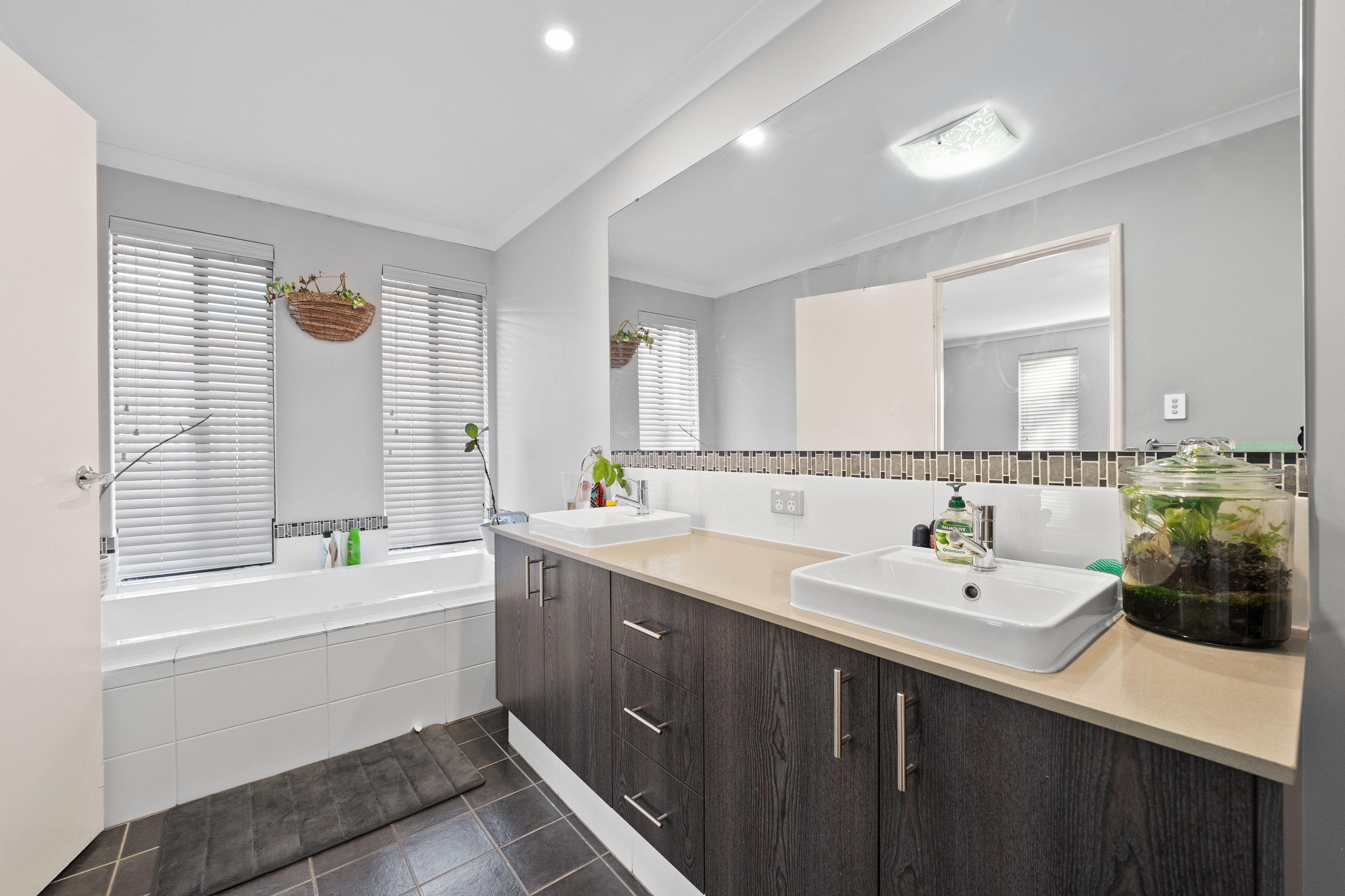 4 Vila Do Porto Crescent — photo 9 of 29