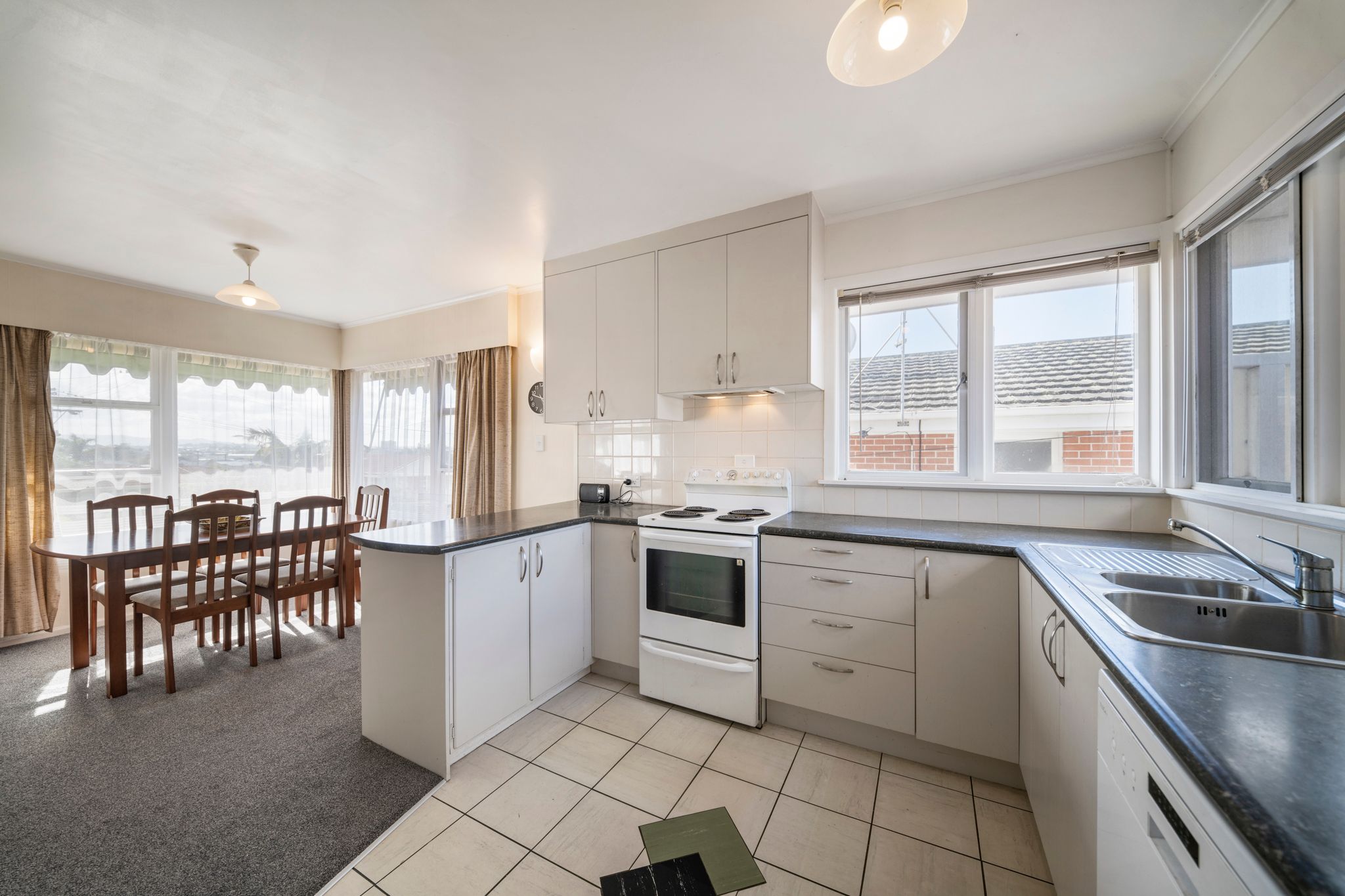 8 Kendrick Place, Blockhouse Bay, Auckland City