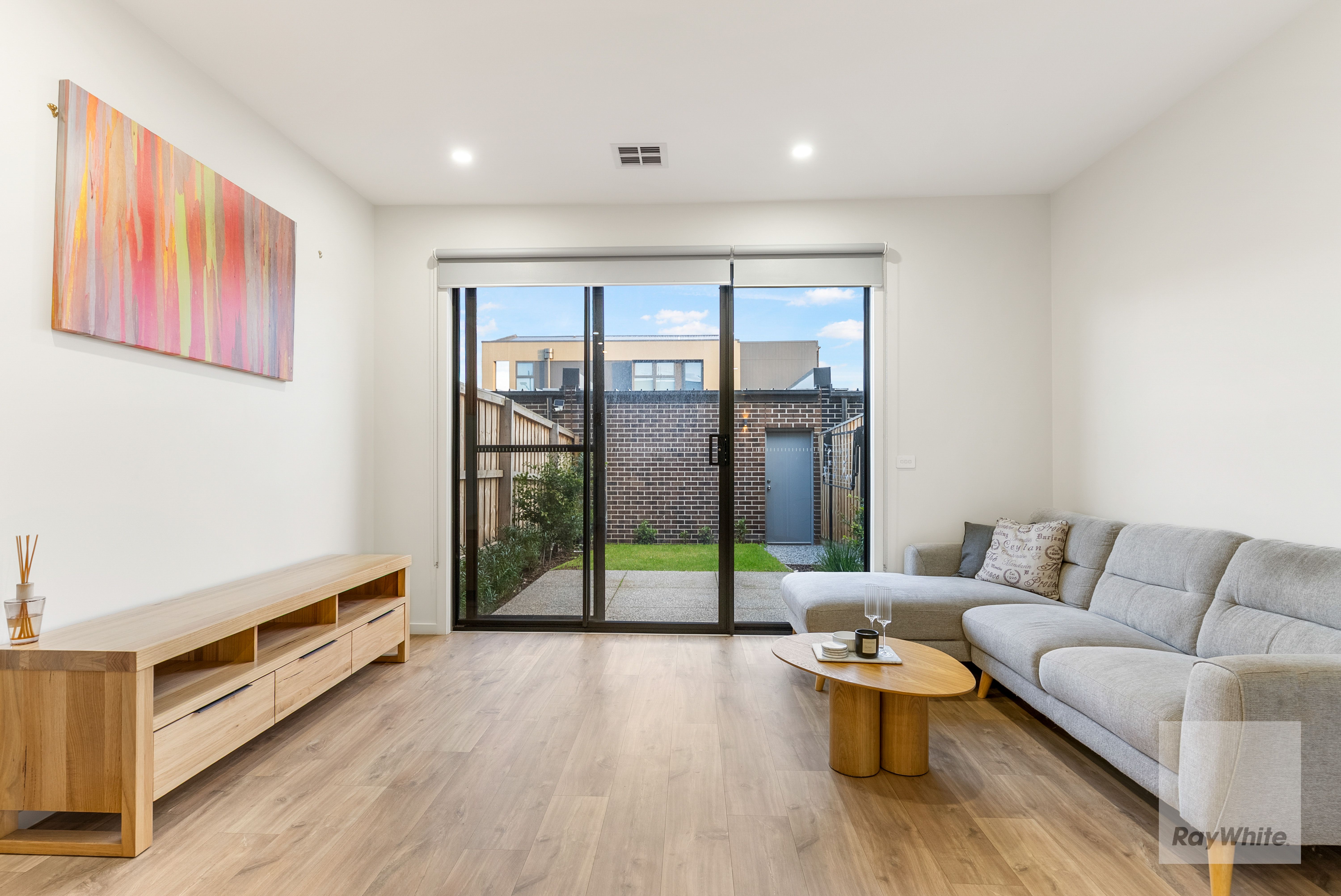 64 Elmhurst Avenue — photo 7 of 18