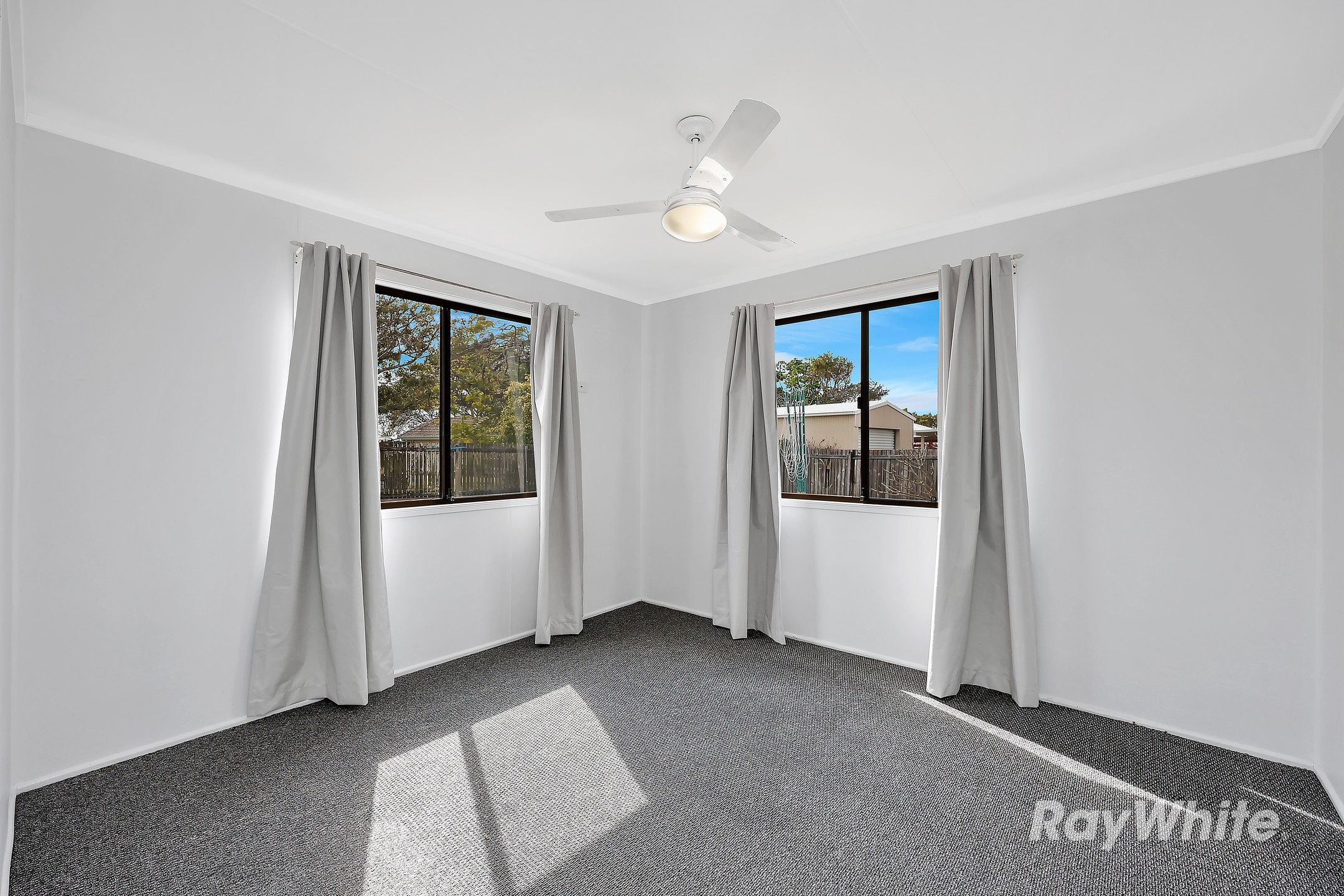 36 Shoreline Crescent — photo 12 of 23