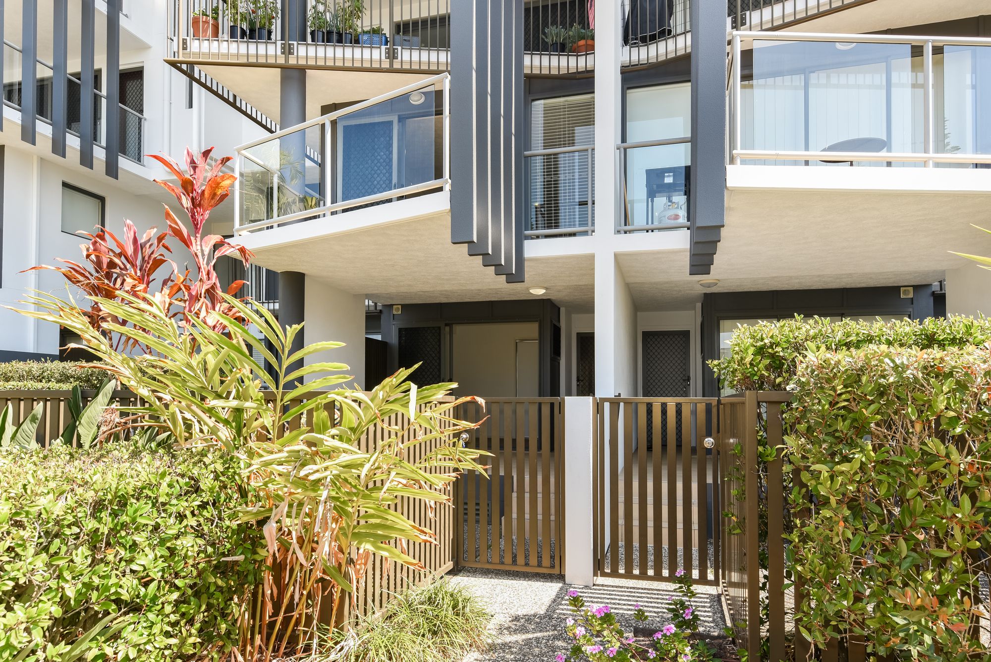 Unit 22/10 Grand Parade, Parrearra, QLD 4575