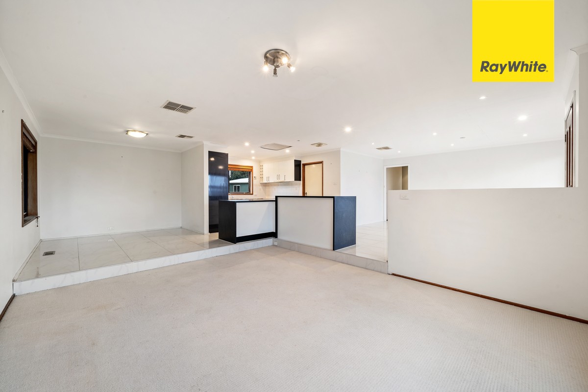 16 Postle Circuit, Holt, ACT 2615