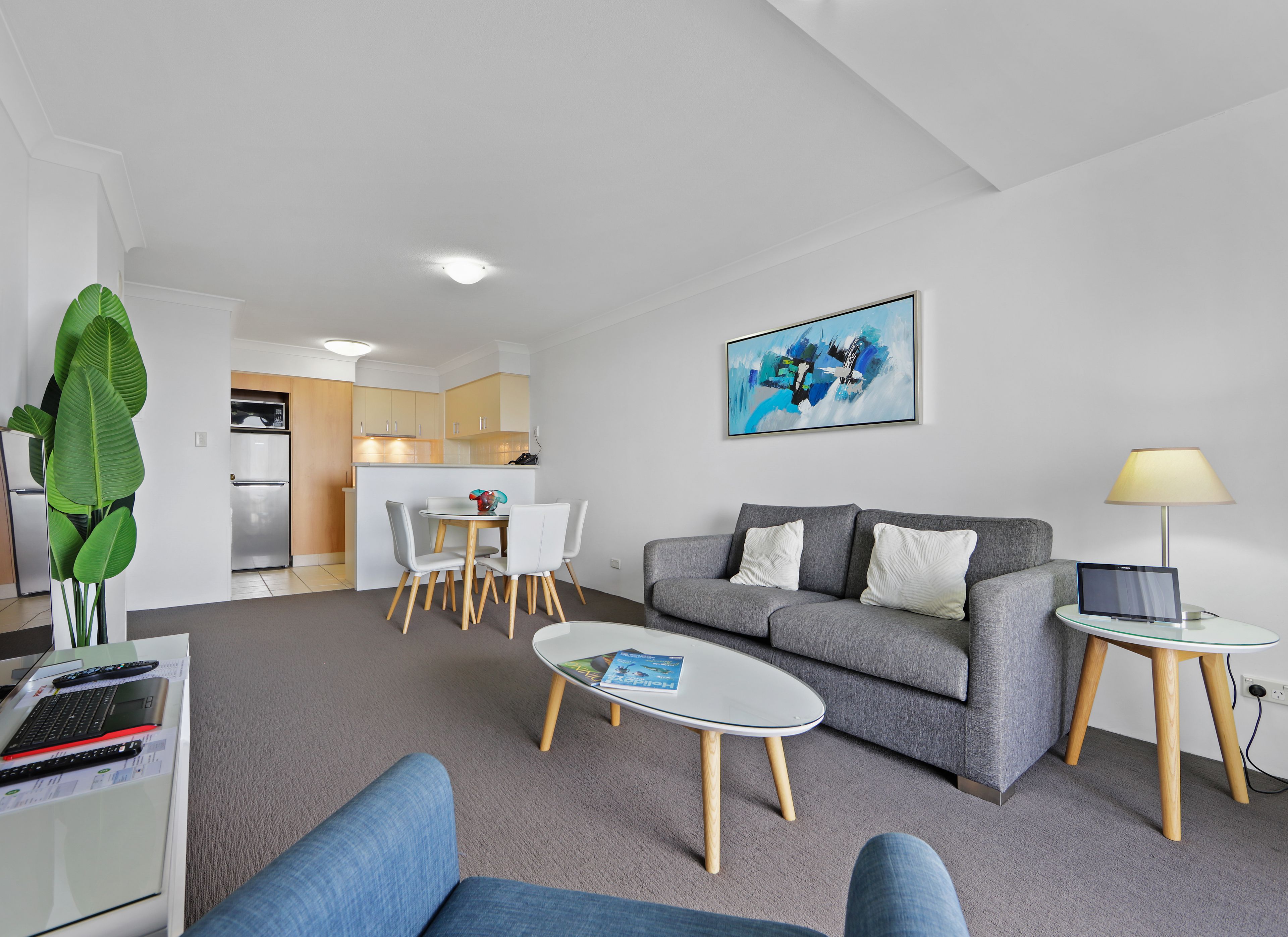 3075/2633 Gold Coast Highway, Broadbeach, QLD 4218