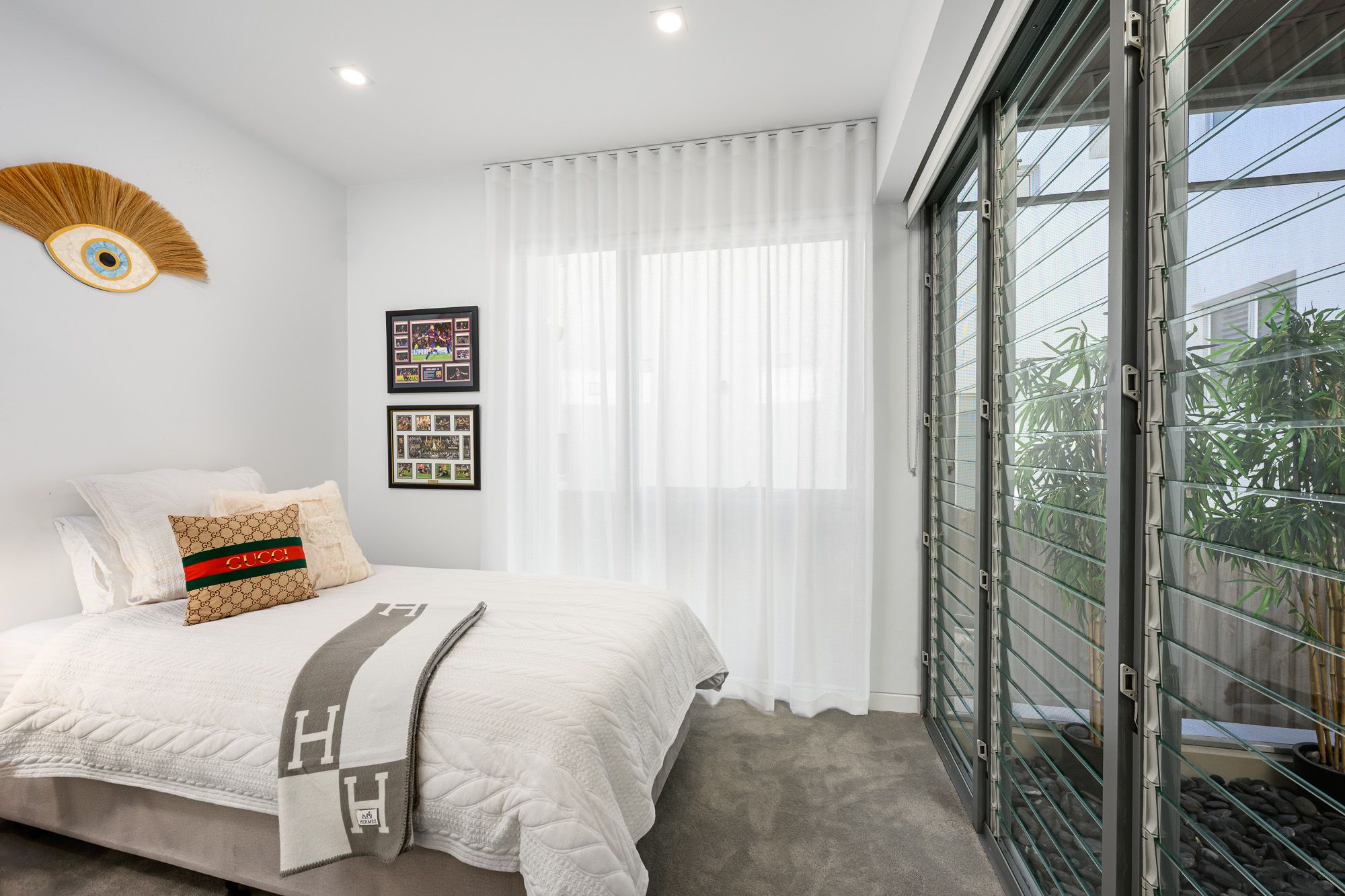 68 Marine Parade — photo 10 of 23