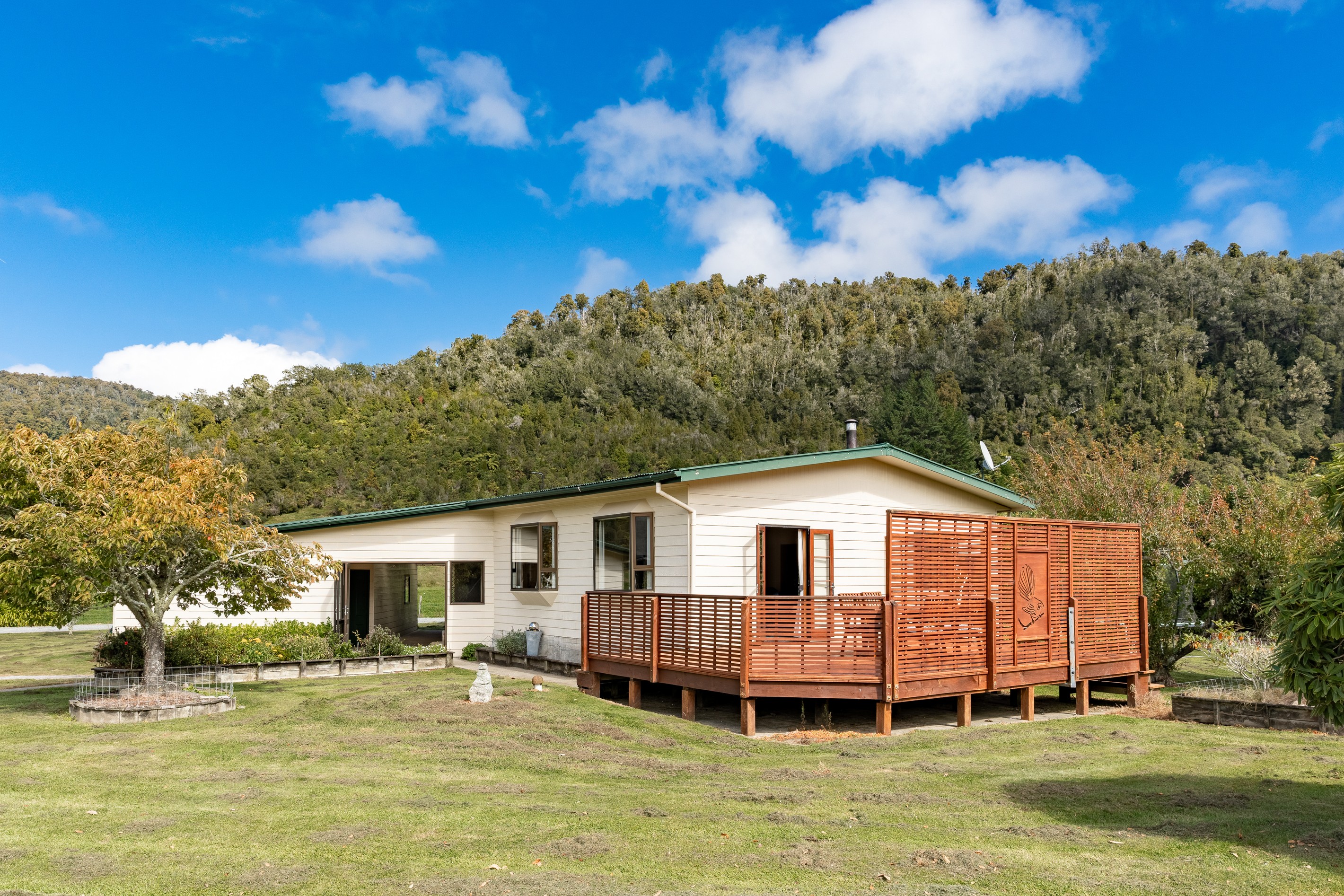 1084 Nikau Road, SH67, Mokihinui, Buller District