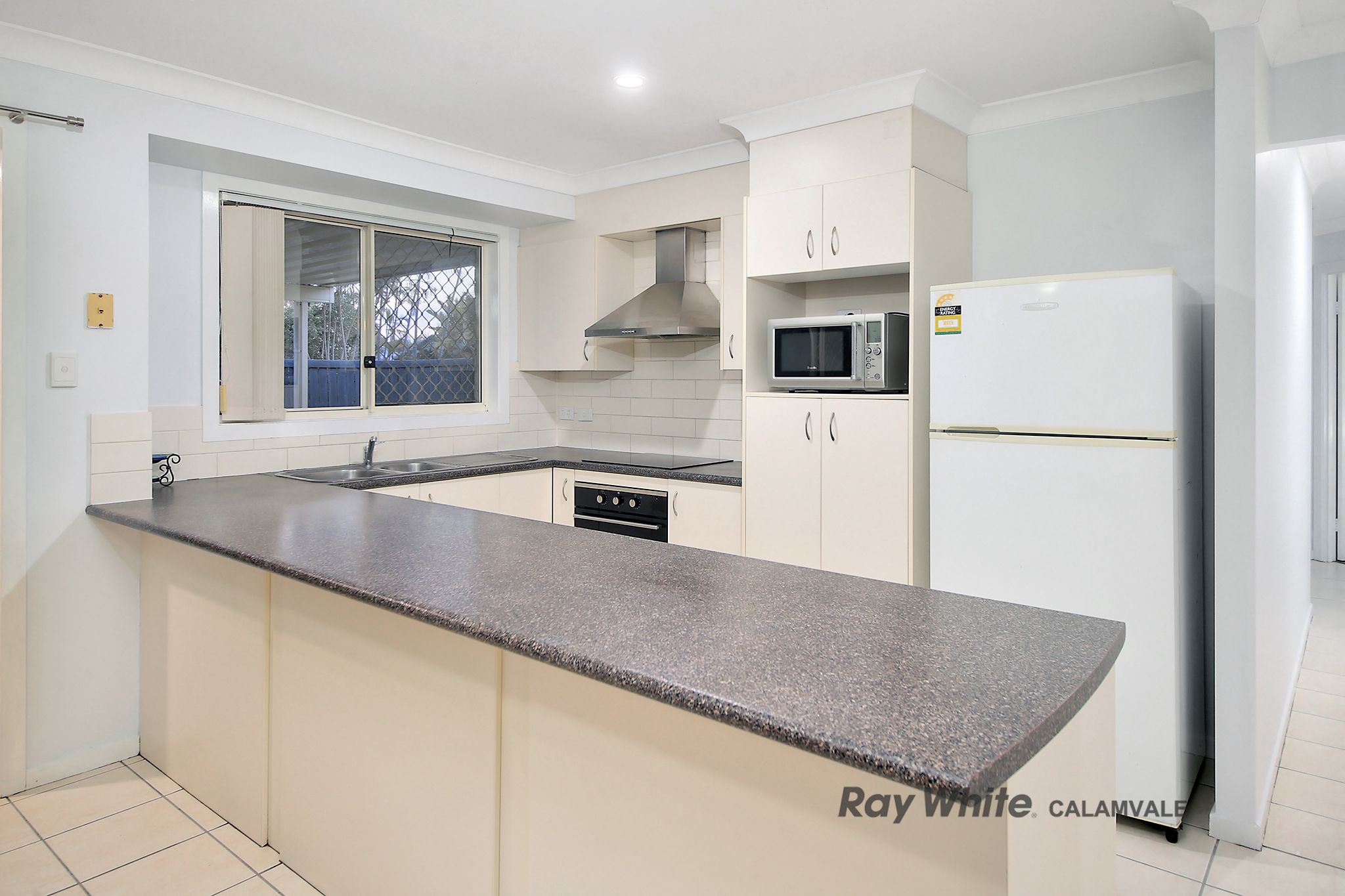 29 Tallowood Way — photo 8 of 26