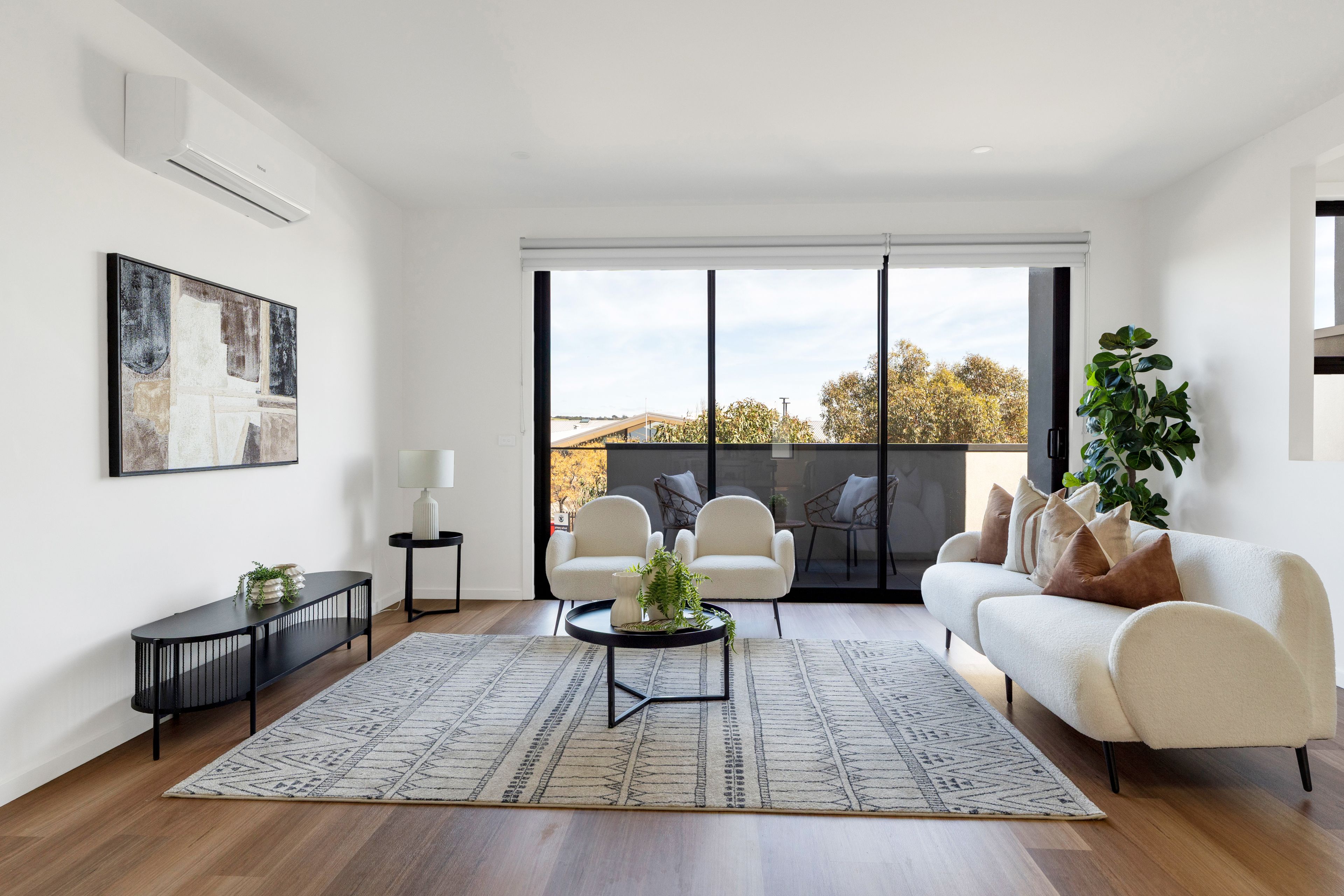 2/10 Mackillop Street — photo 11 of 14