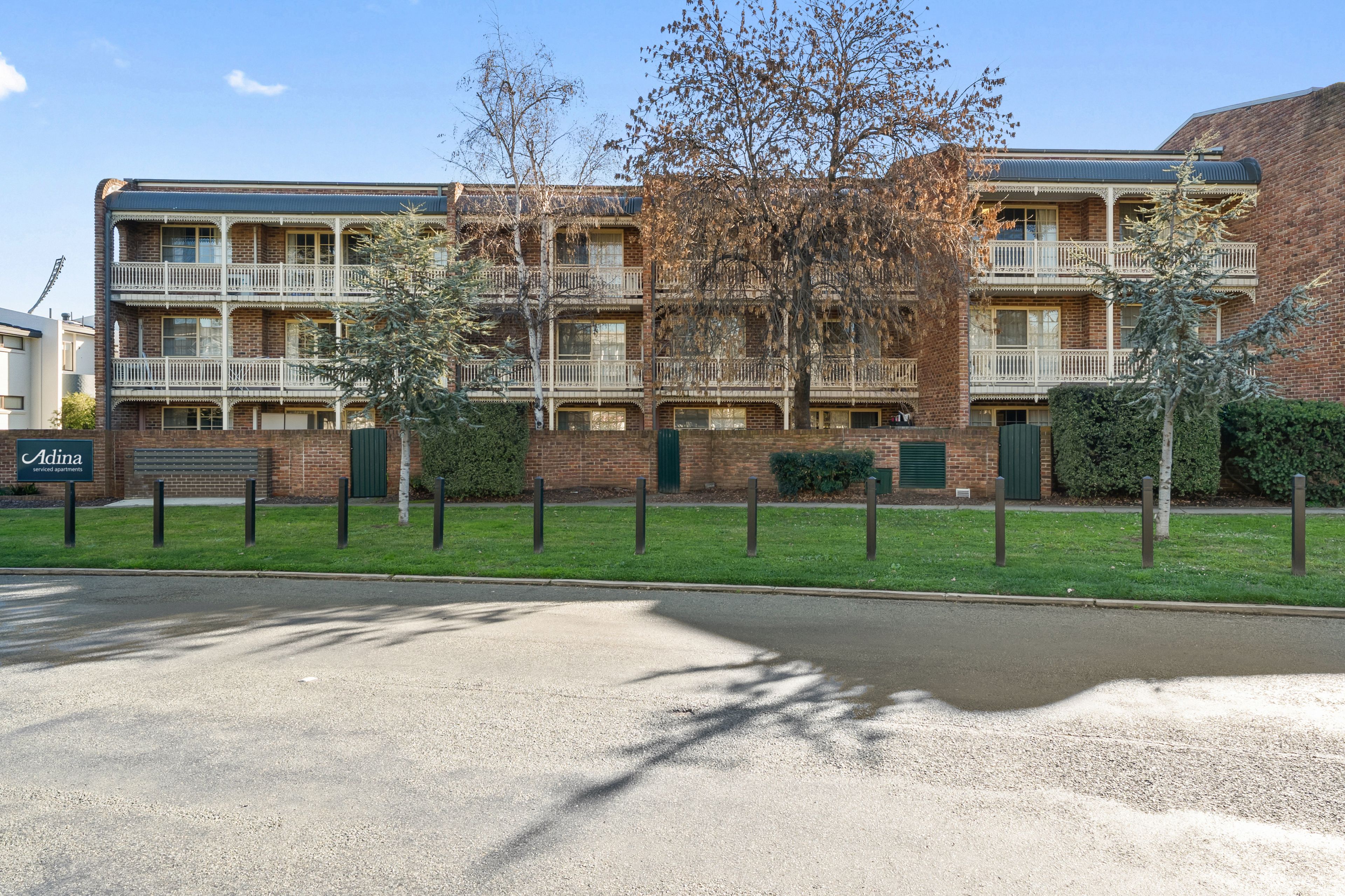 155/11 Giles Street — photo 17 of 19