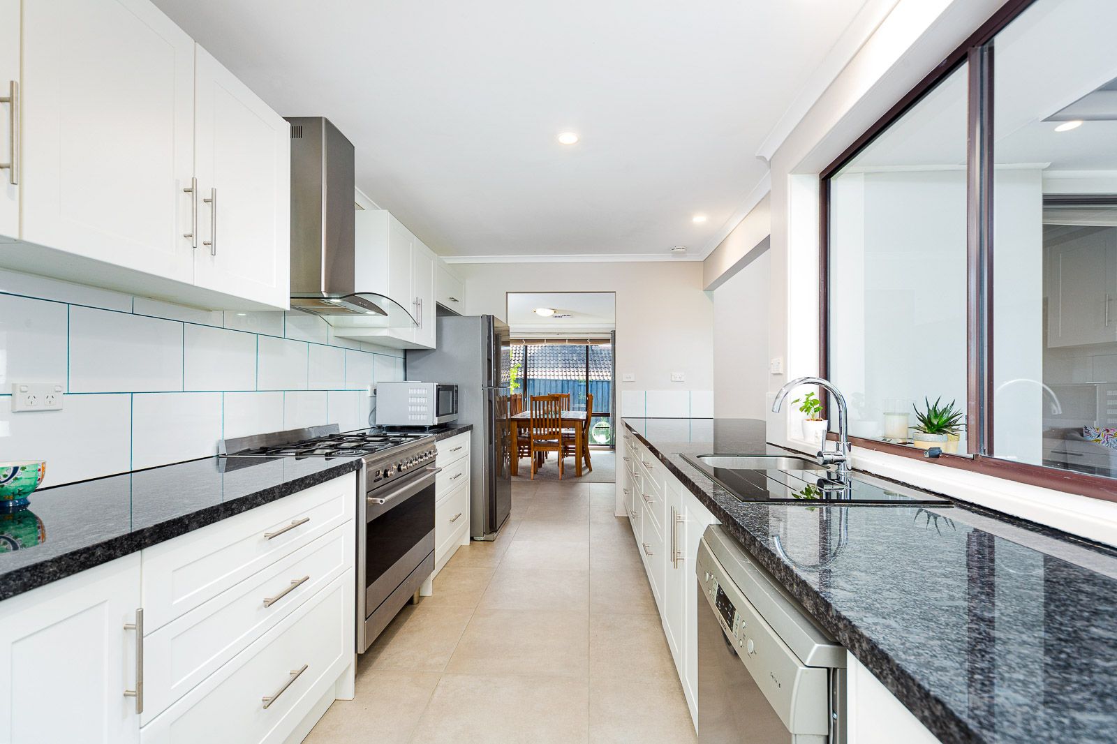 9 Beaumaris Avenue, Castle Hill, NSW 2154