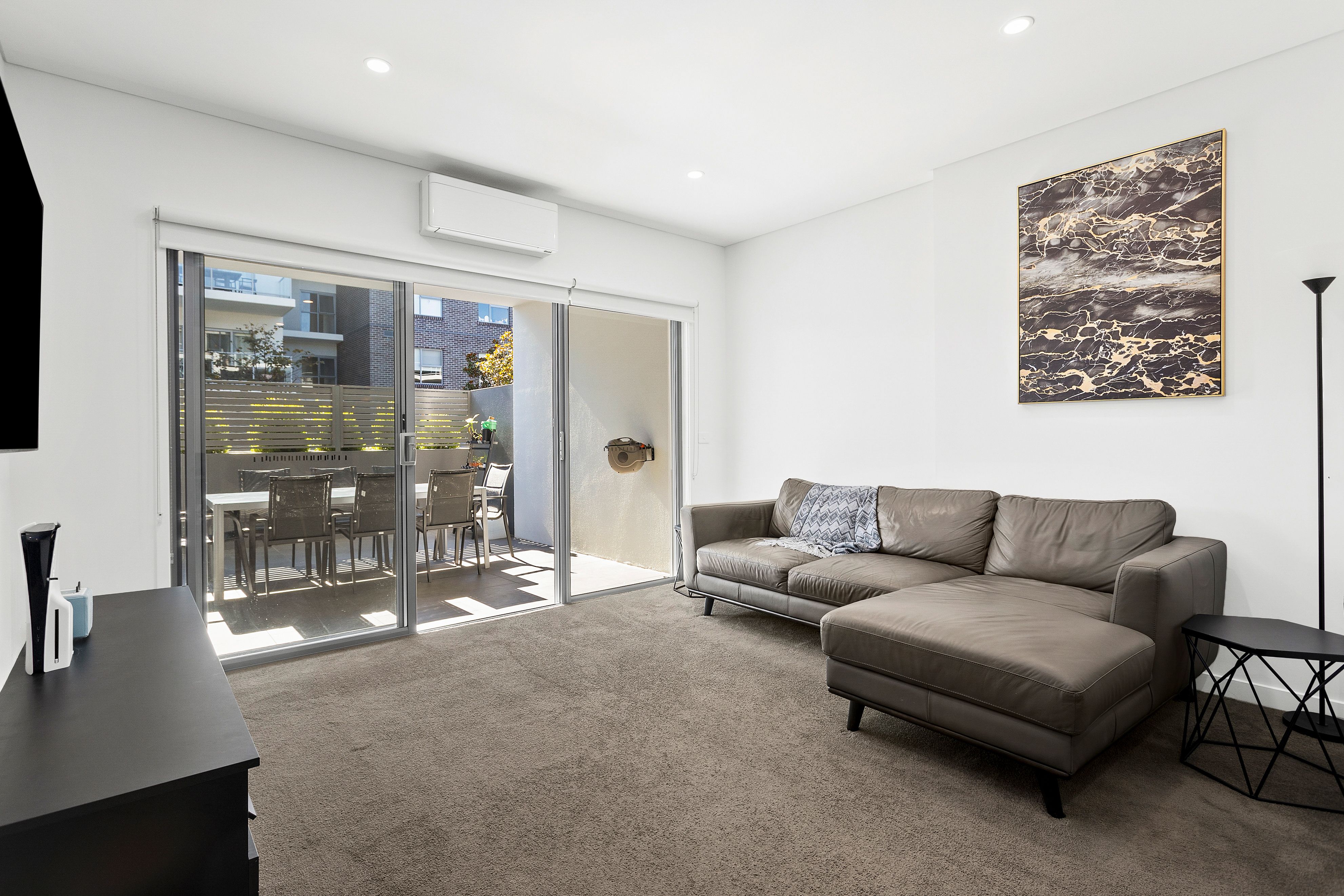 120/1 Evelyn Court, Shellharbour City Centre, NSW 2529
