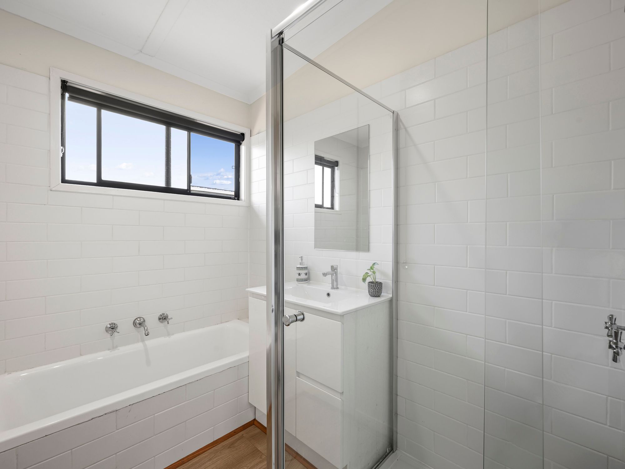 16 Kent Street — photo 13 of 14