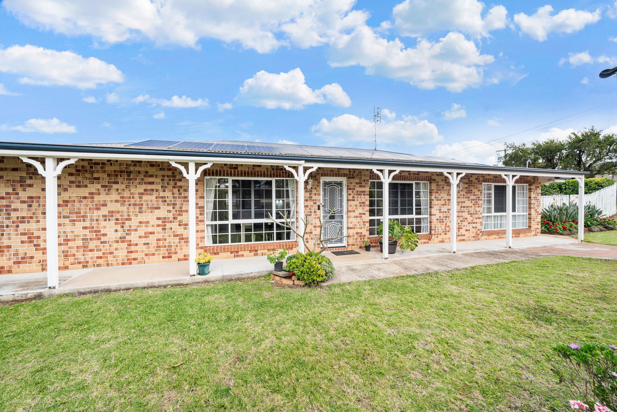 1 Waverley Street, North Toowoomba, QLD 4350