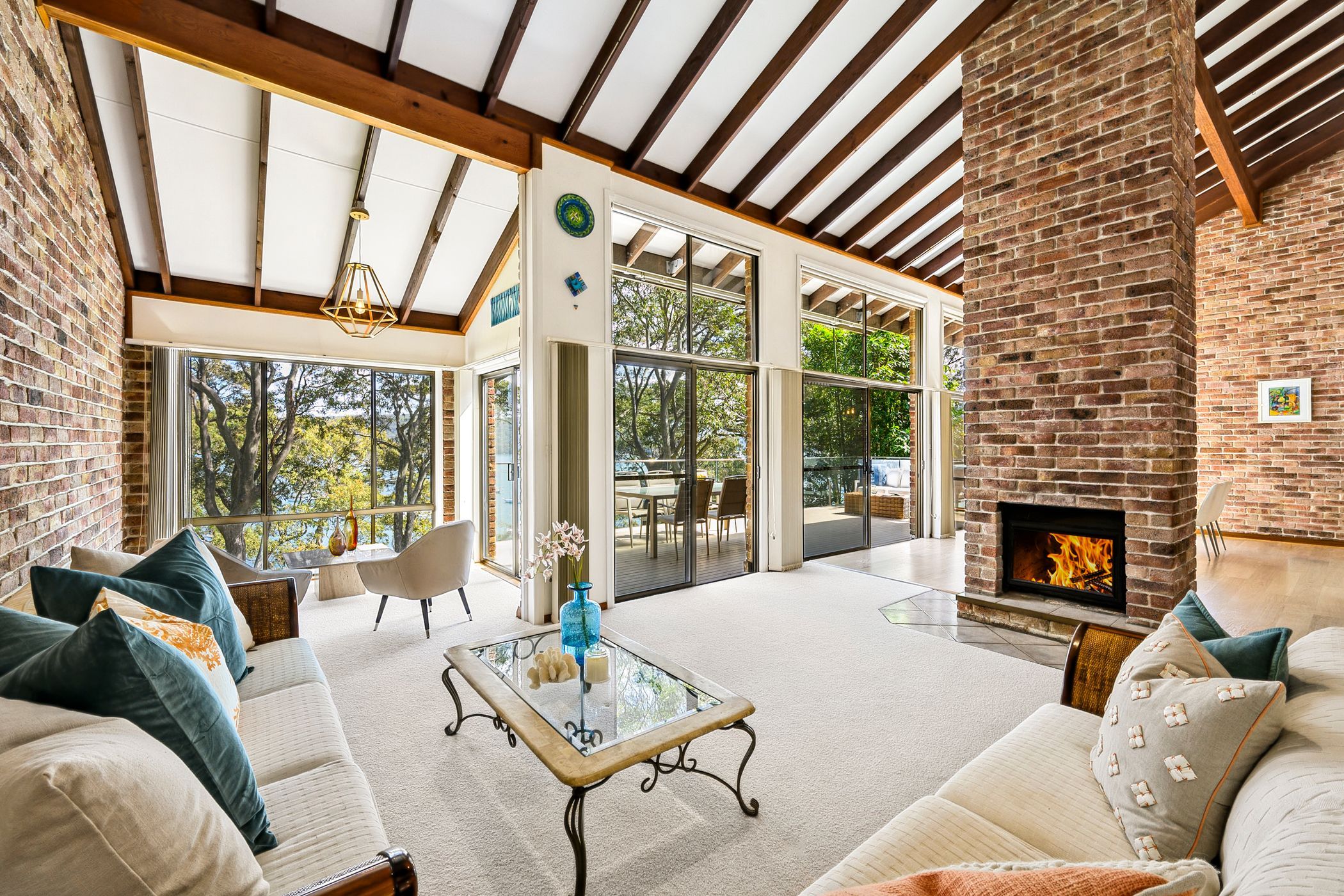 934 Barrenjoey Road — photo 8 of 17