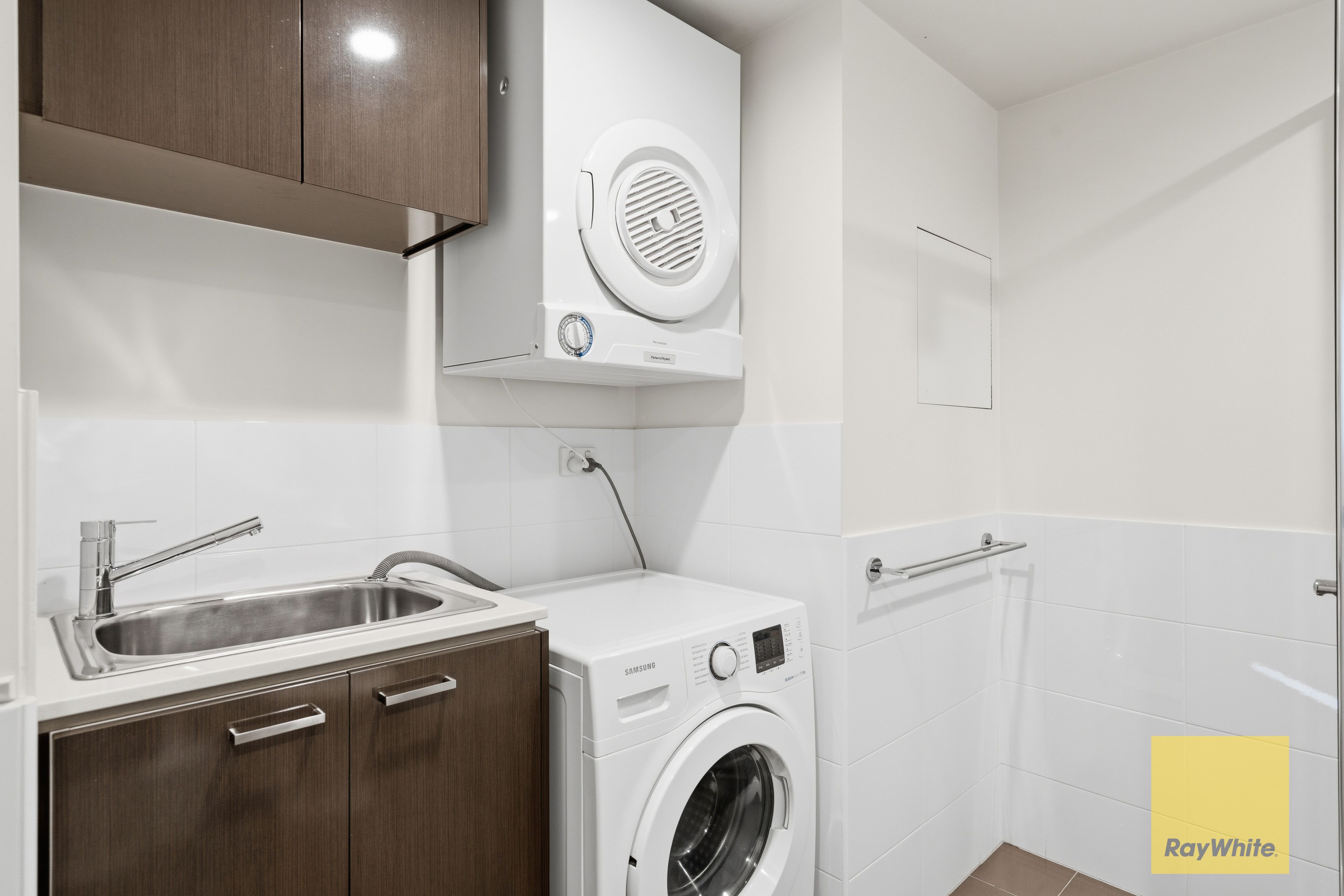 44/3 Homelea Court — photo 17 of 30