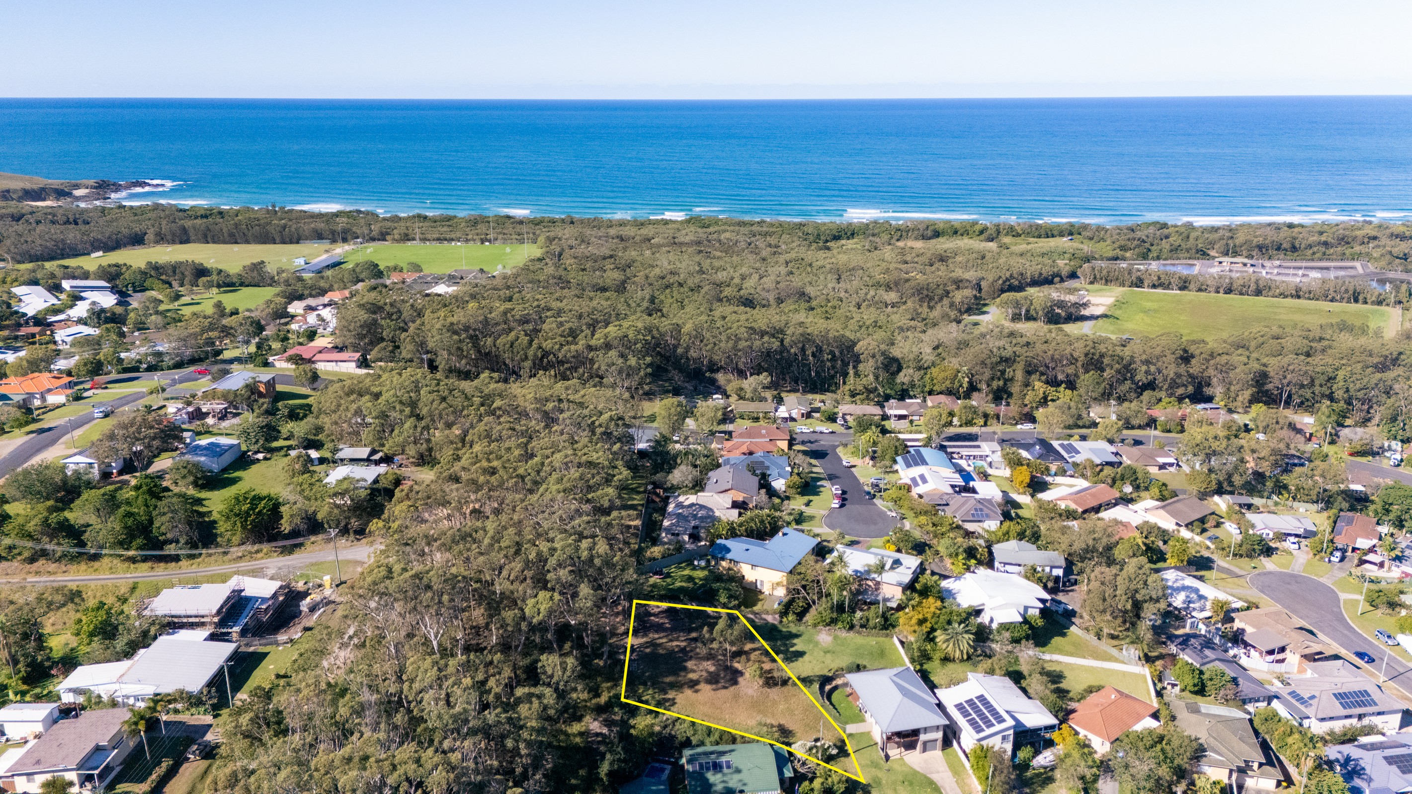 12 Mcphee Close, Woolgoolga, NSW 2456