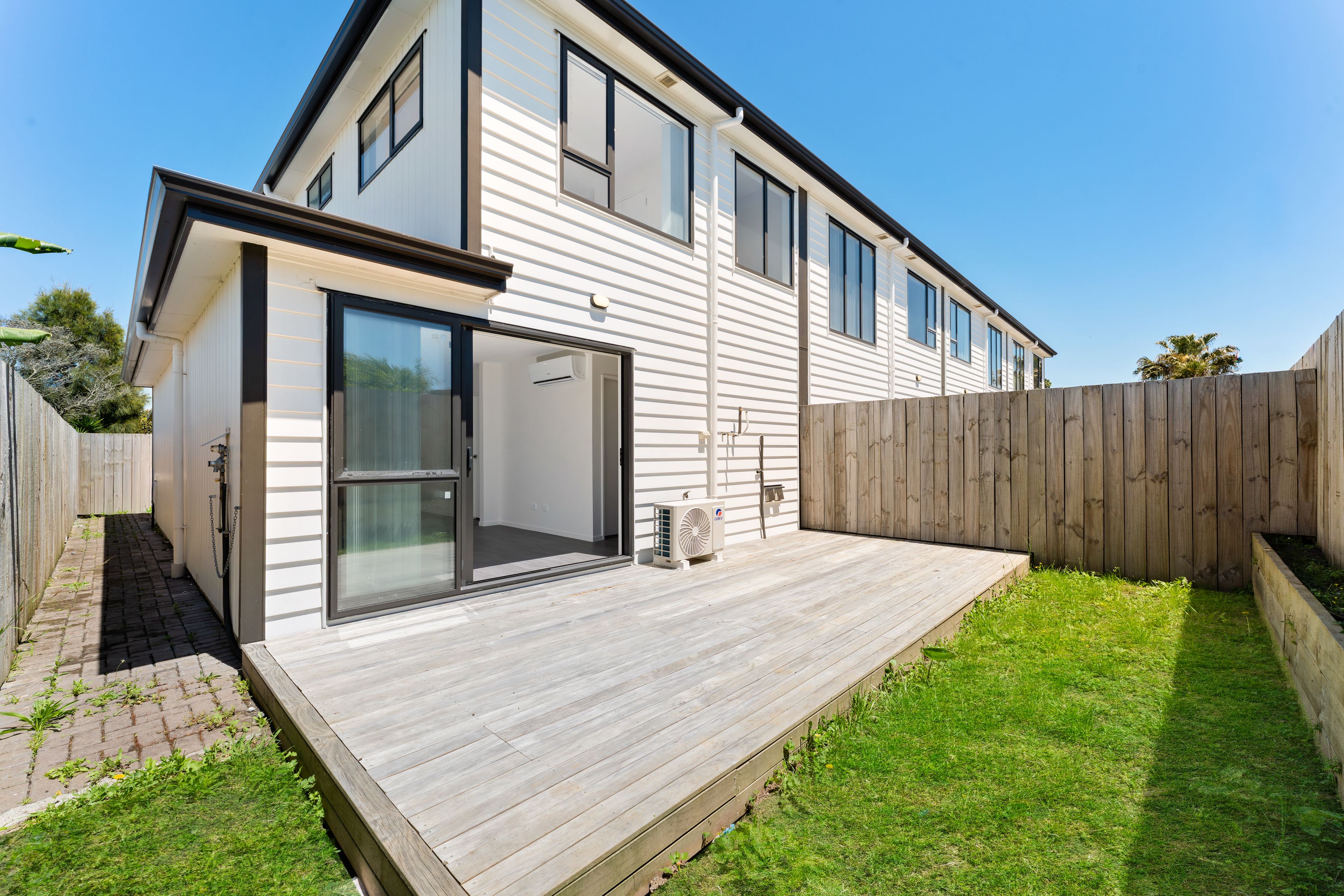 4D Templeton Place, Clendon Park, Manukau City