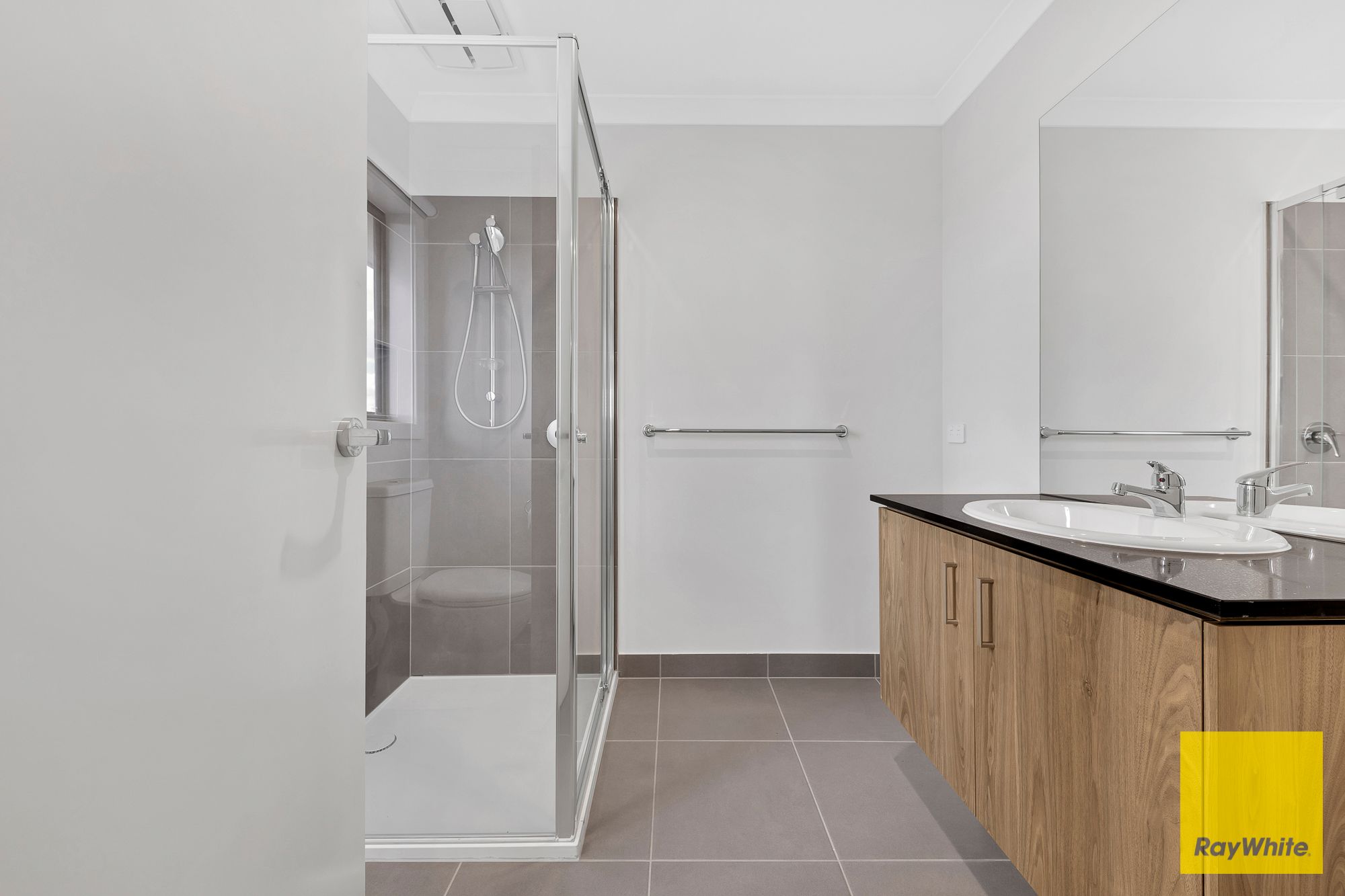 34 Varnish Road — photo 15 of 17