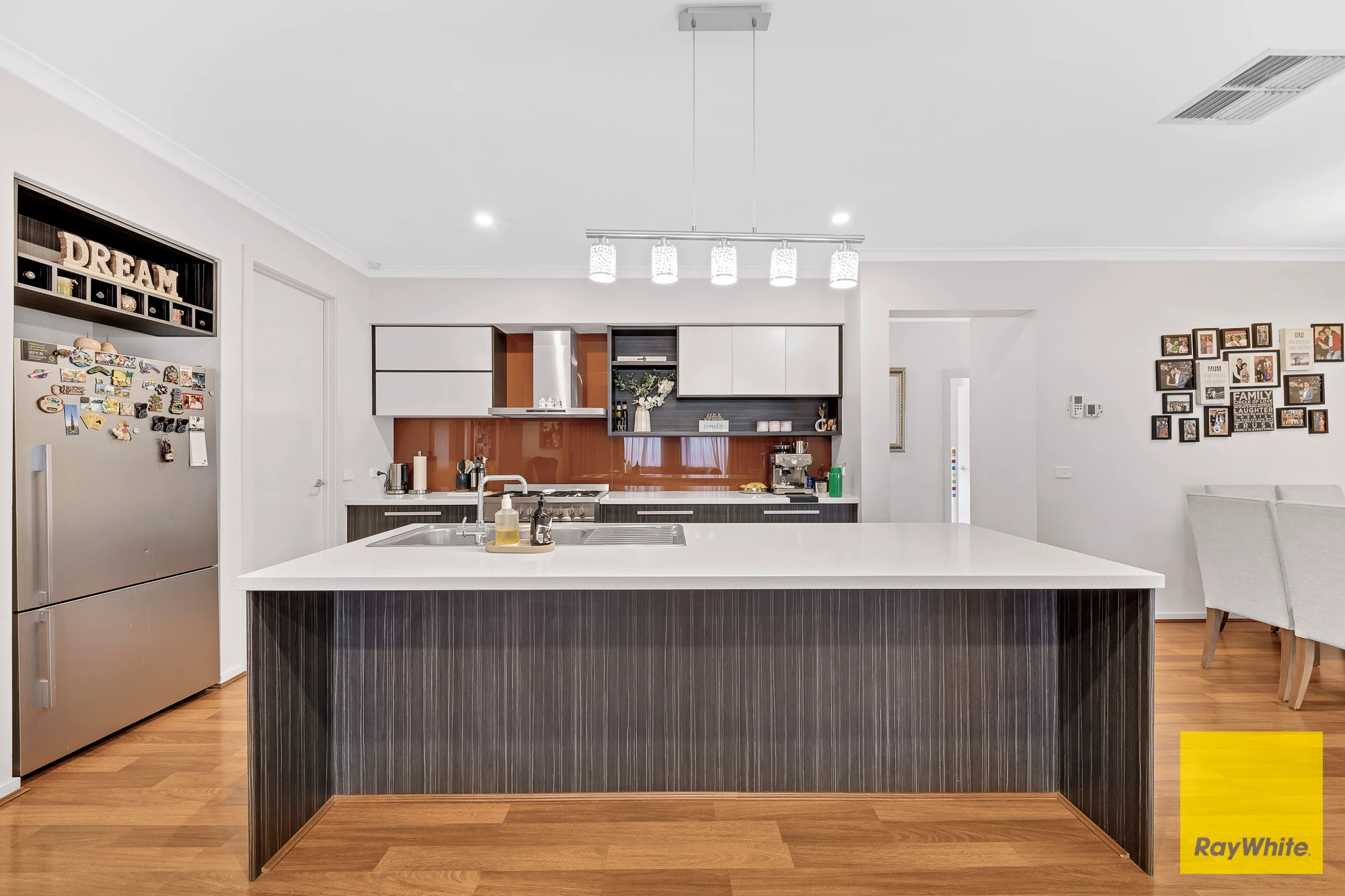 10 Penshurst Avenue, Williams Landing, VIC 3027