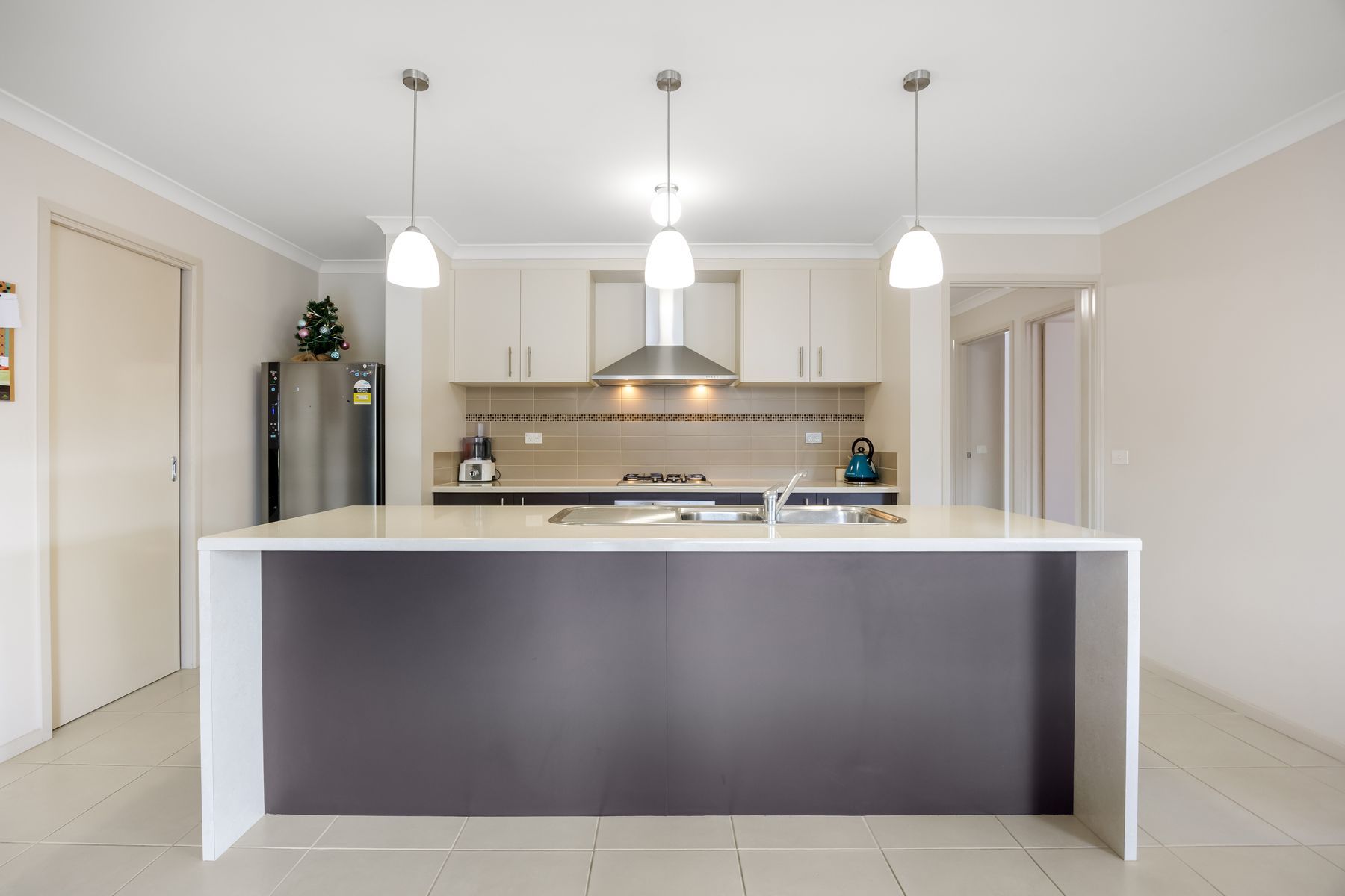 10 Maurie Paull Court — photo 7 of 20