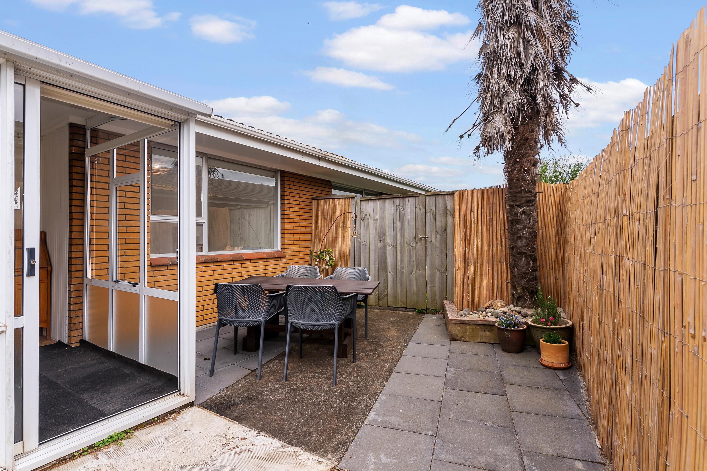 1/6 Pettit Place, Papatoetoe, Manukau City