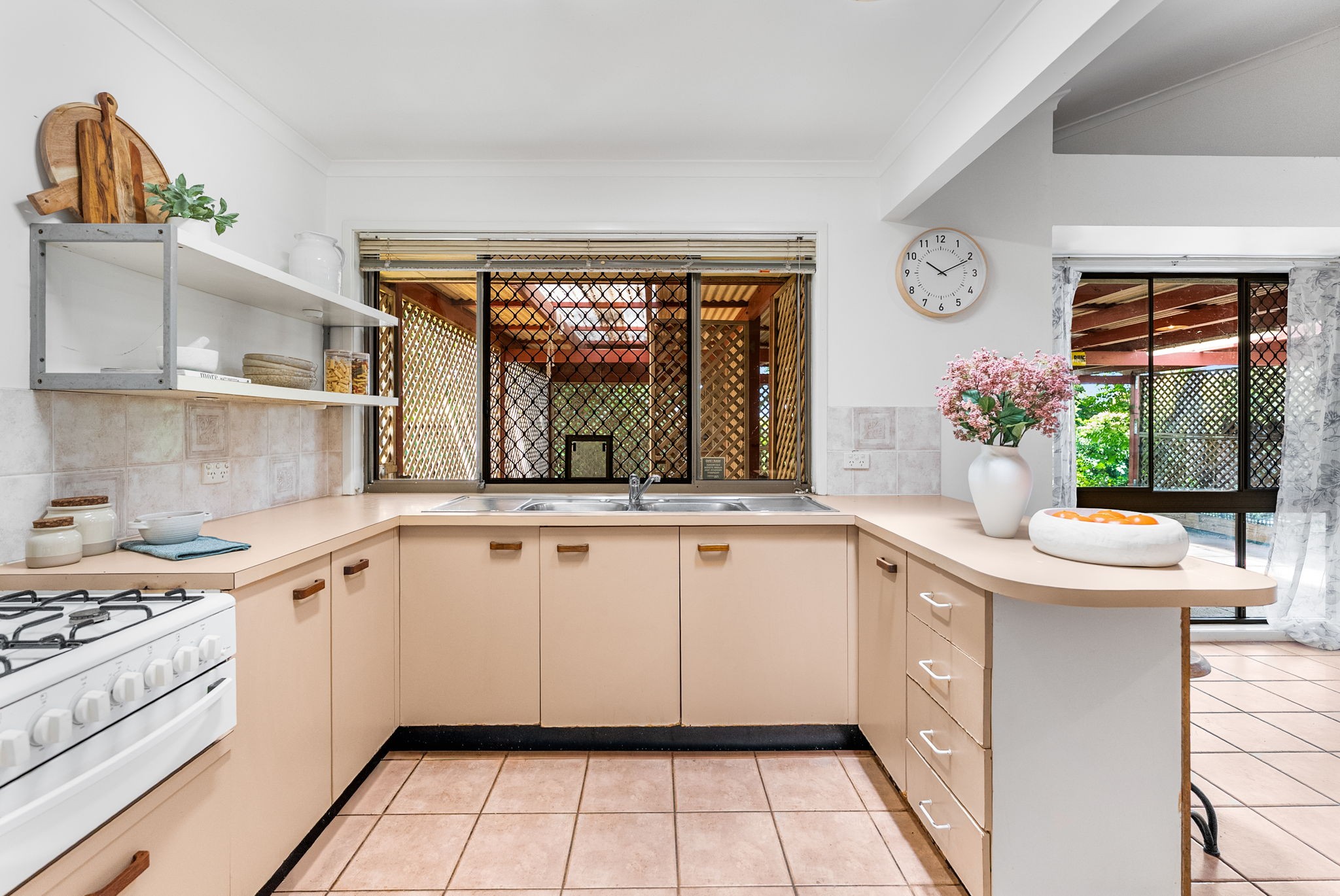 36 Limerick Drive, Crestmead, QLD 4132