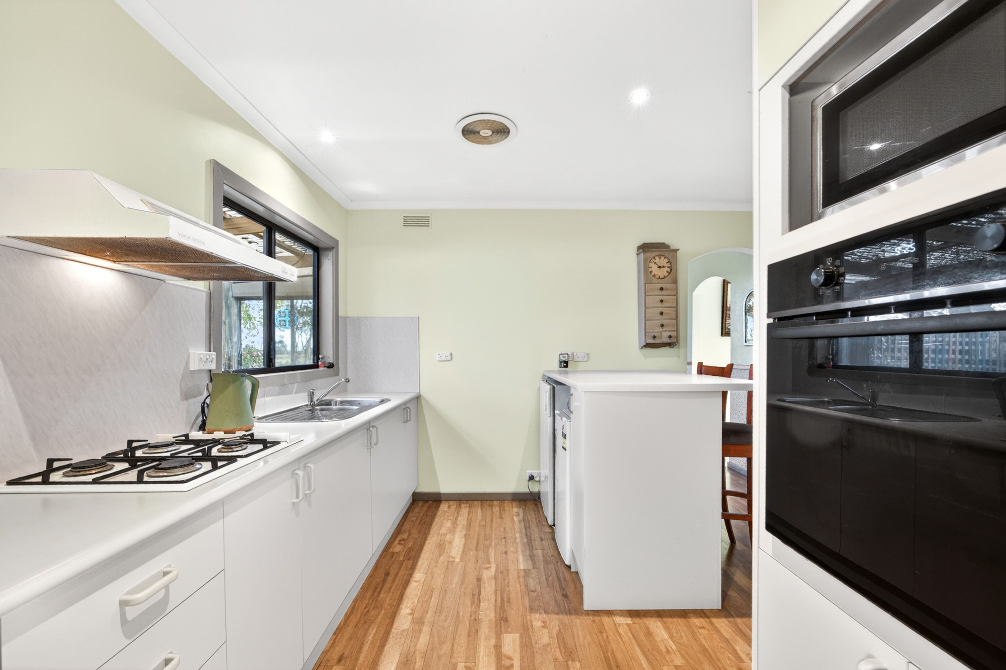 2 Hazeldean Road — photo 6 of 15