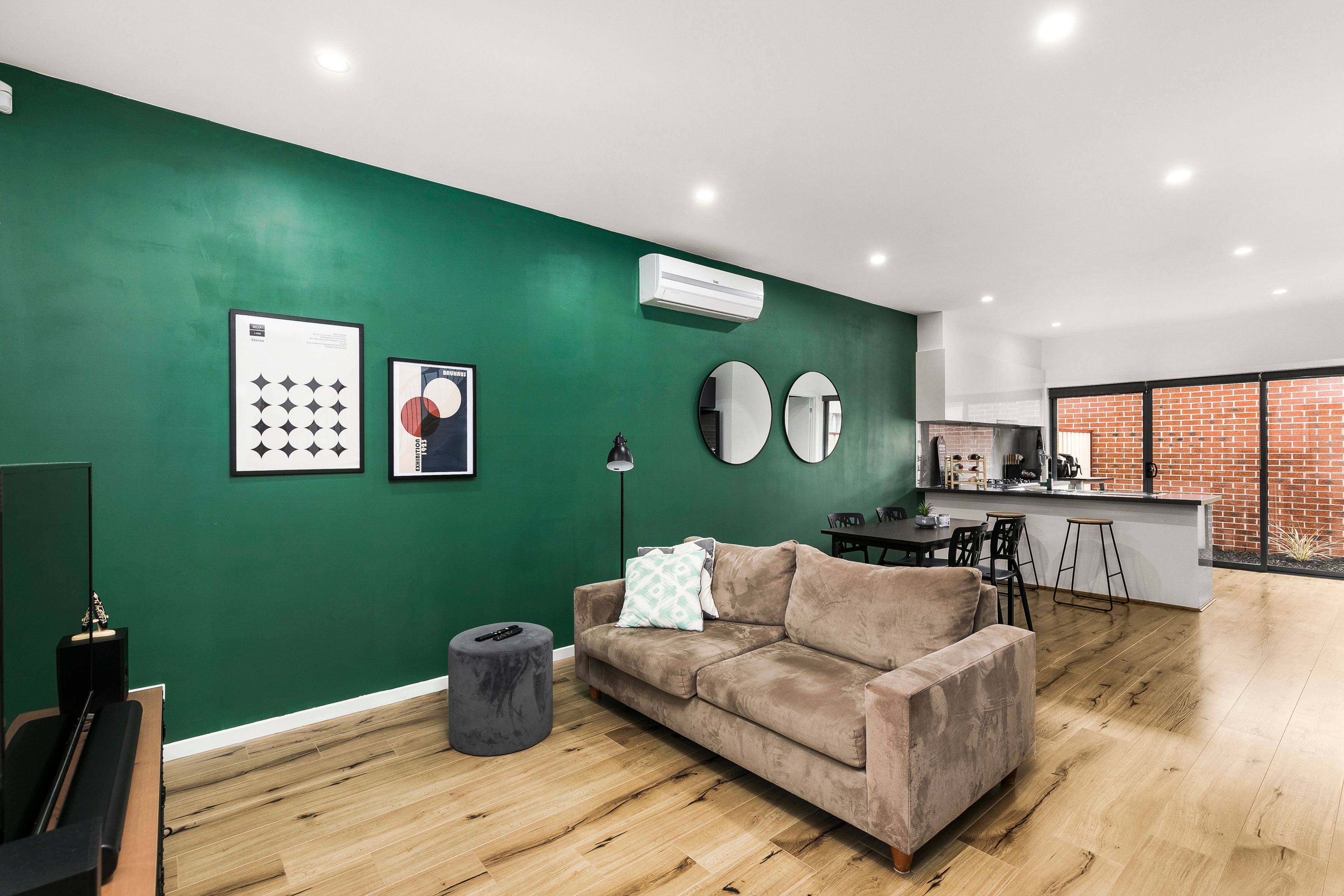 64 Hales Crescent, Jacana, VIC 3047