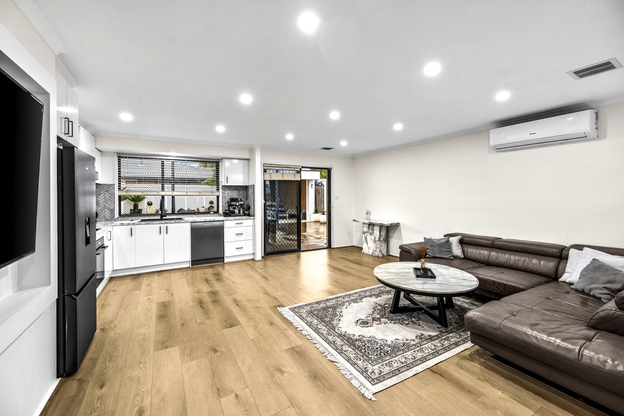 4 Pleone Court — photo 3 of 12