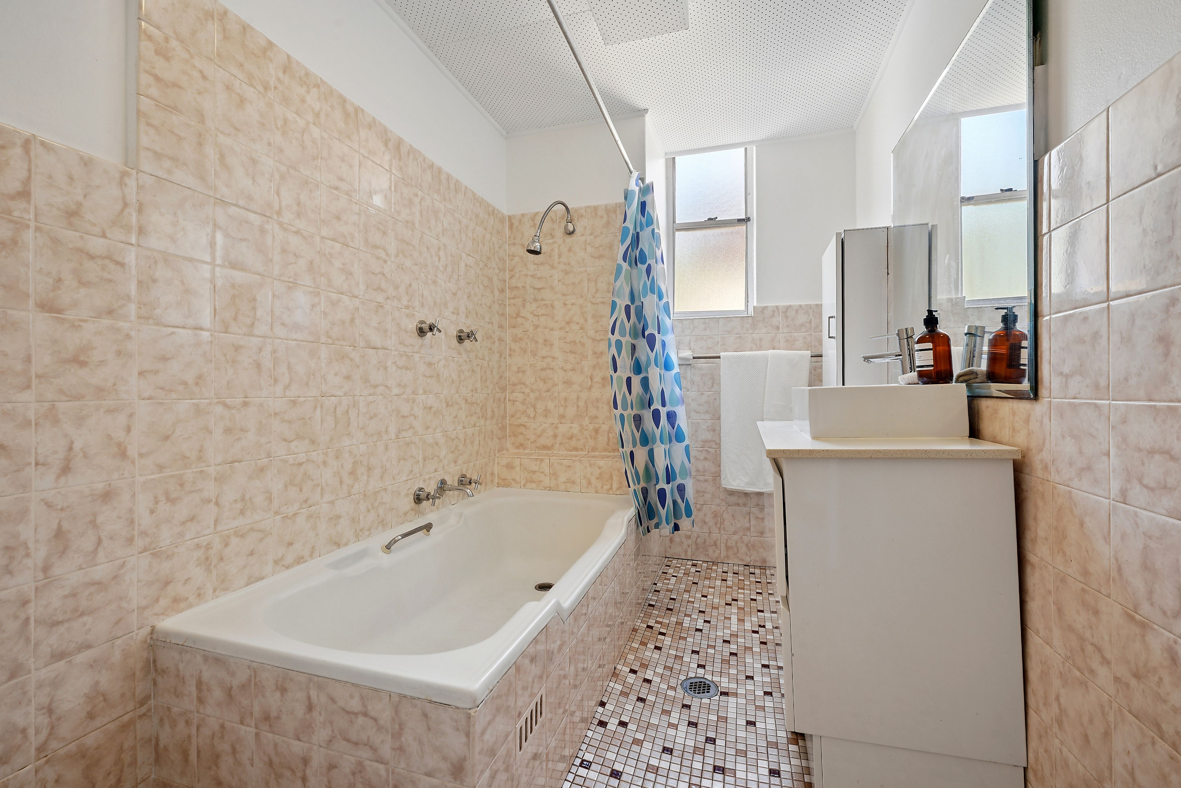 8/54 Penkivil Street — photo 5 of 6