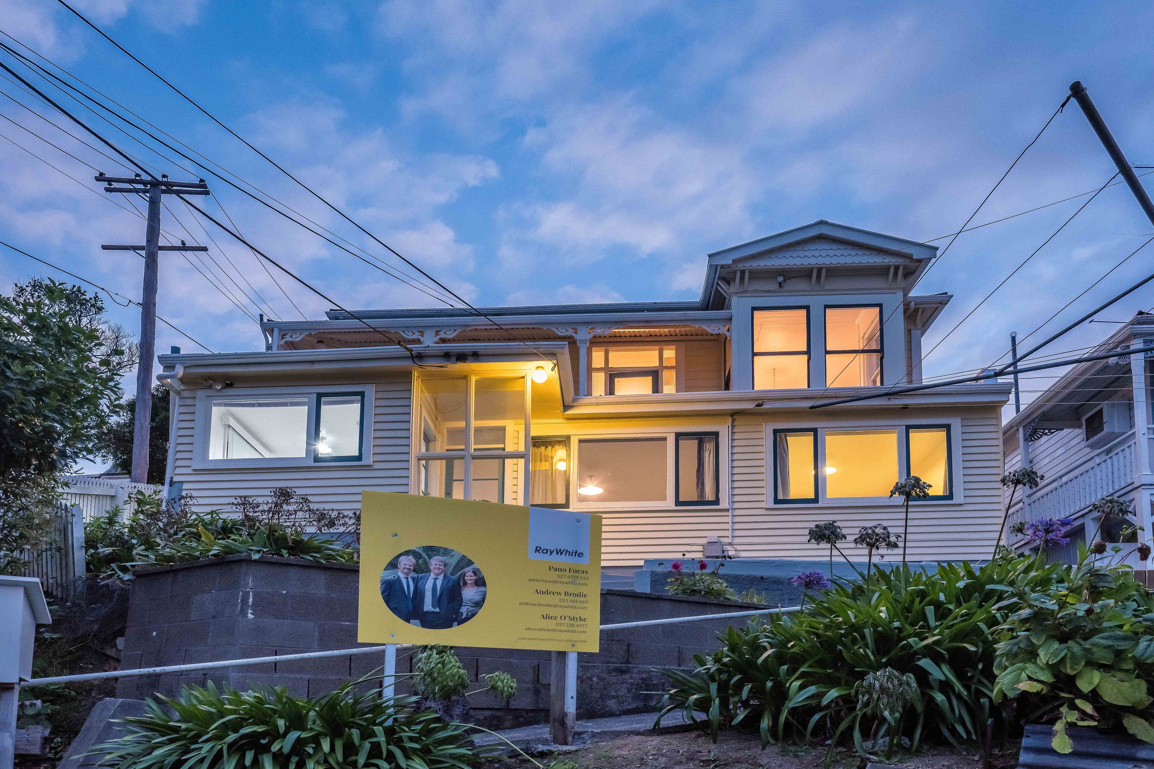 38 Sugarloaf Road, Brooklyn, Wellington City