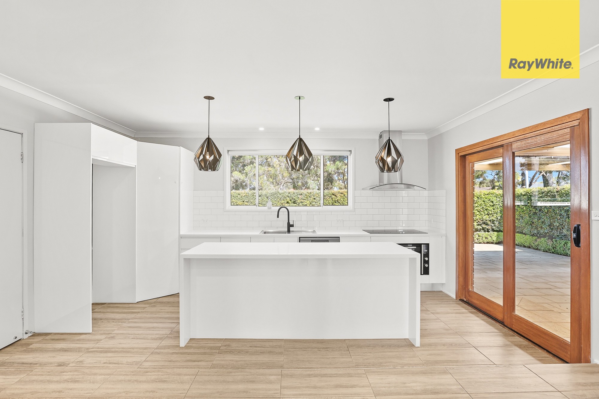 16 Barnfield Place, Dean Park, NSW 2761