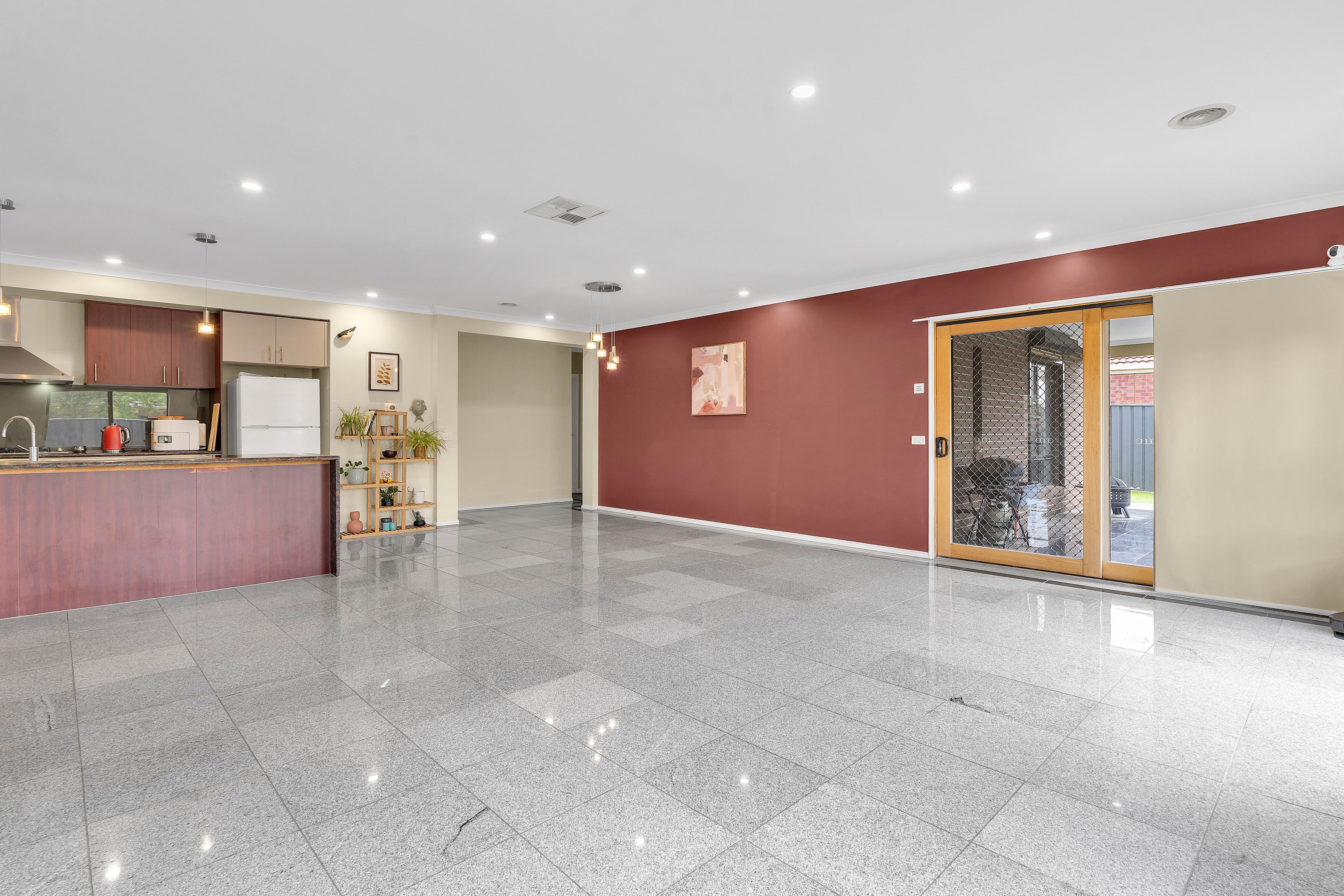 2 Forest Gum Mews, Wyndham Vale, VIC 3024