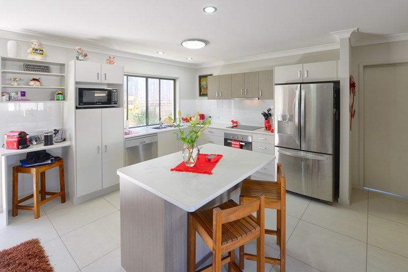 3 Keppel Close, Springfield Lakes, QLD 4300