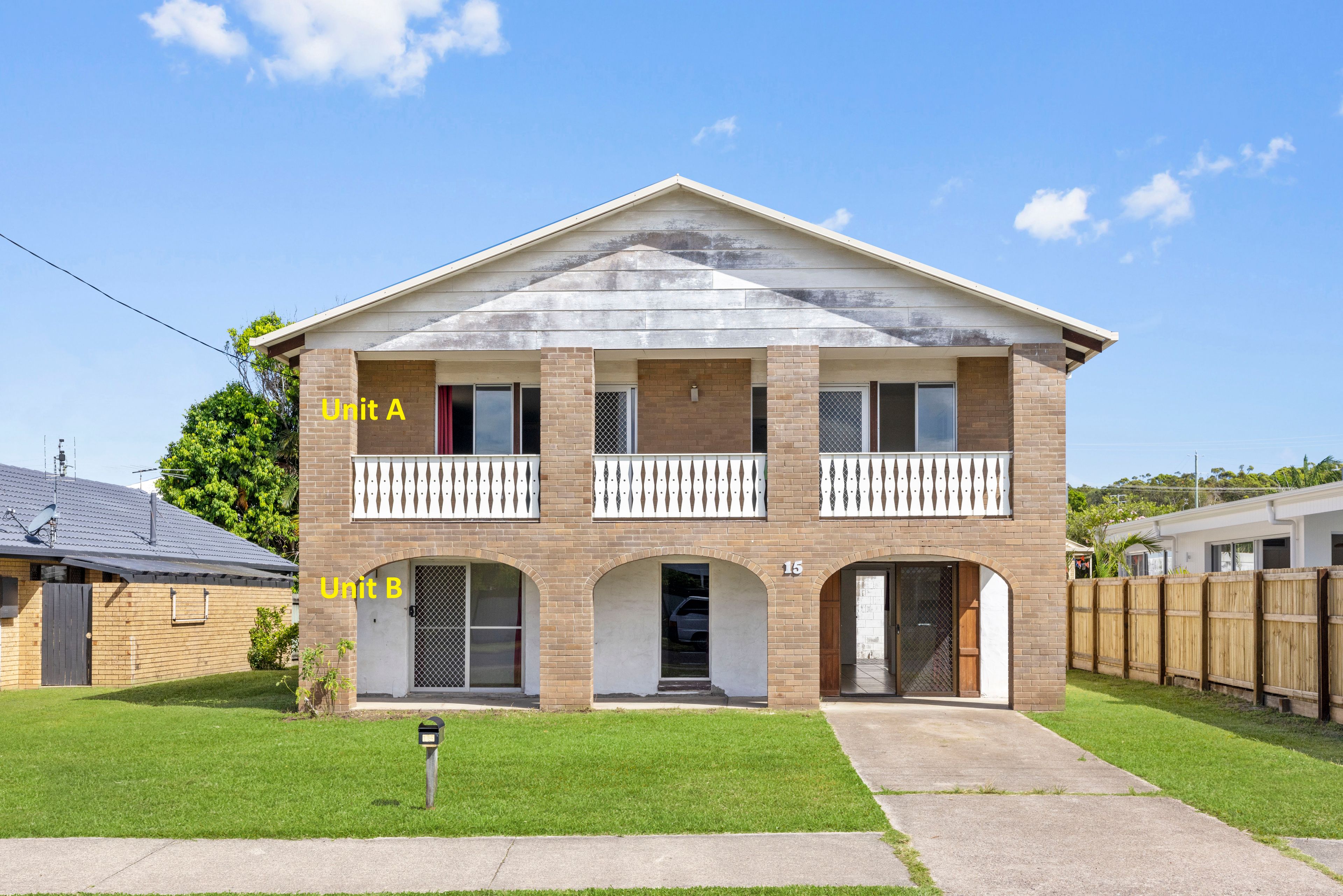 15B Surf Road, Alexandra Headland, QLD 4572