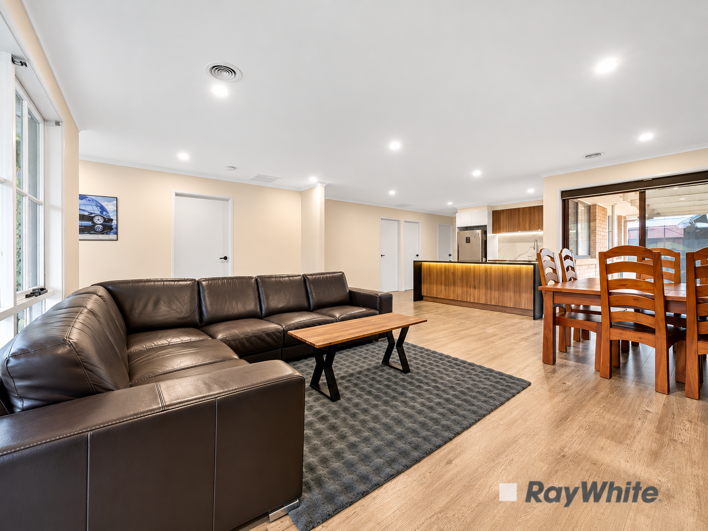 26 Benambra Way — photo 5 of 23