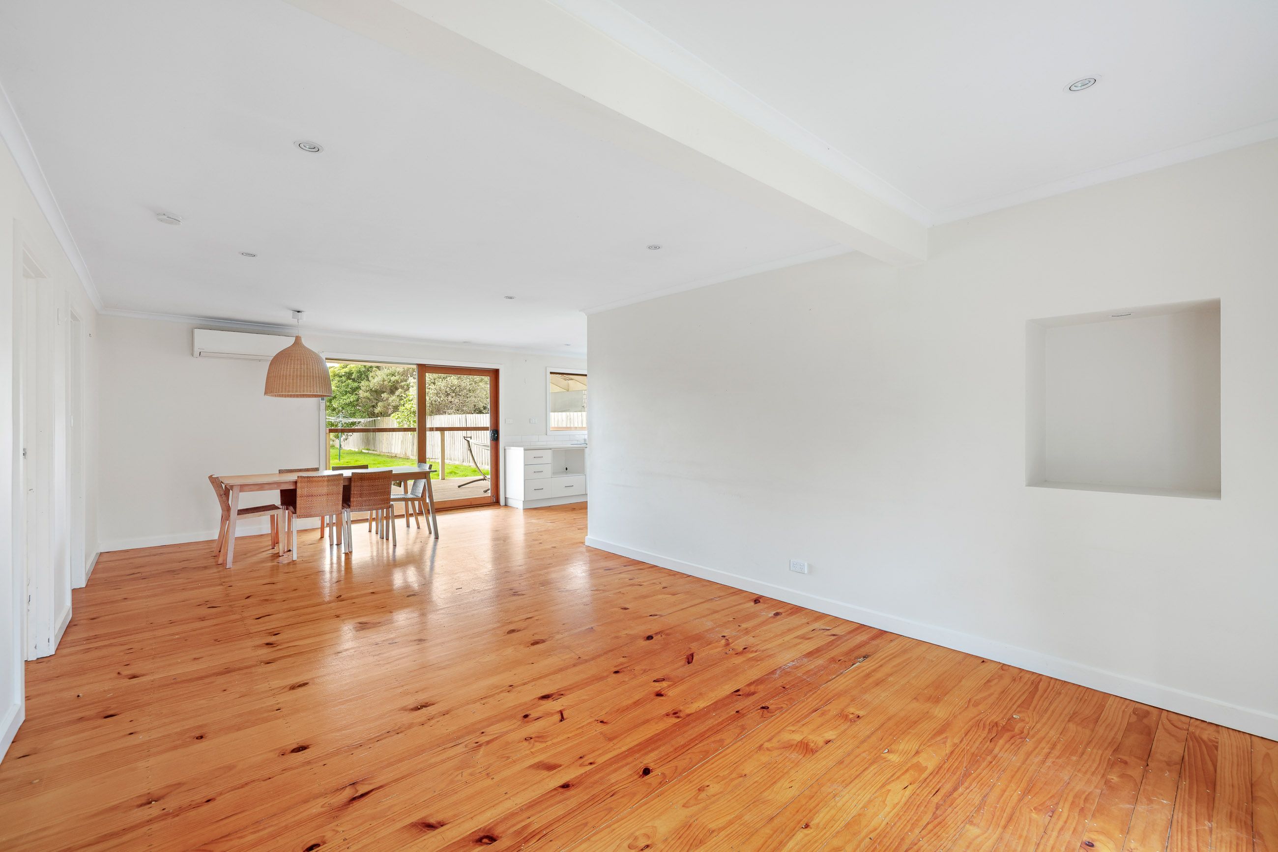 27 Phillip Island Road — photo 3 of 15