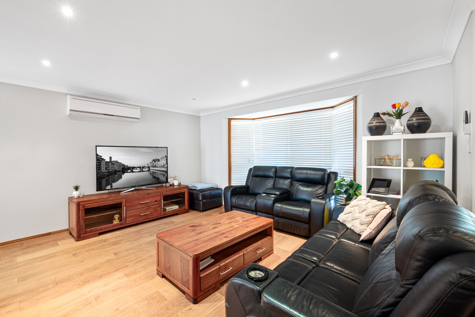 18 Tuart Circle, Narellan Vale, NSW 2567