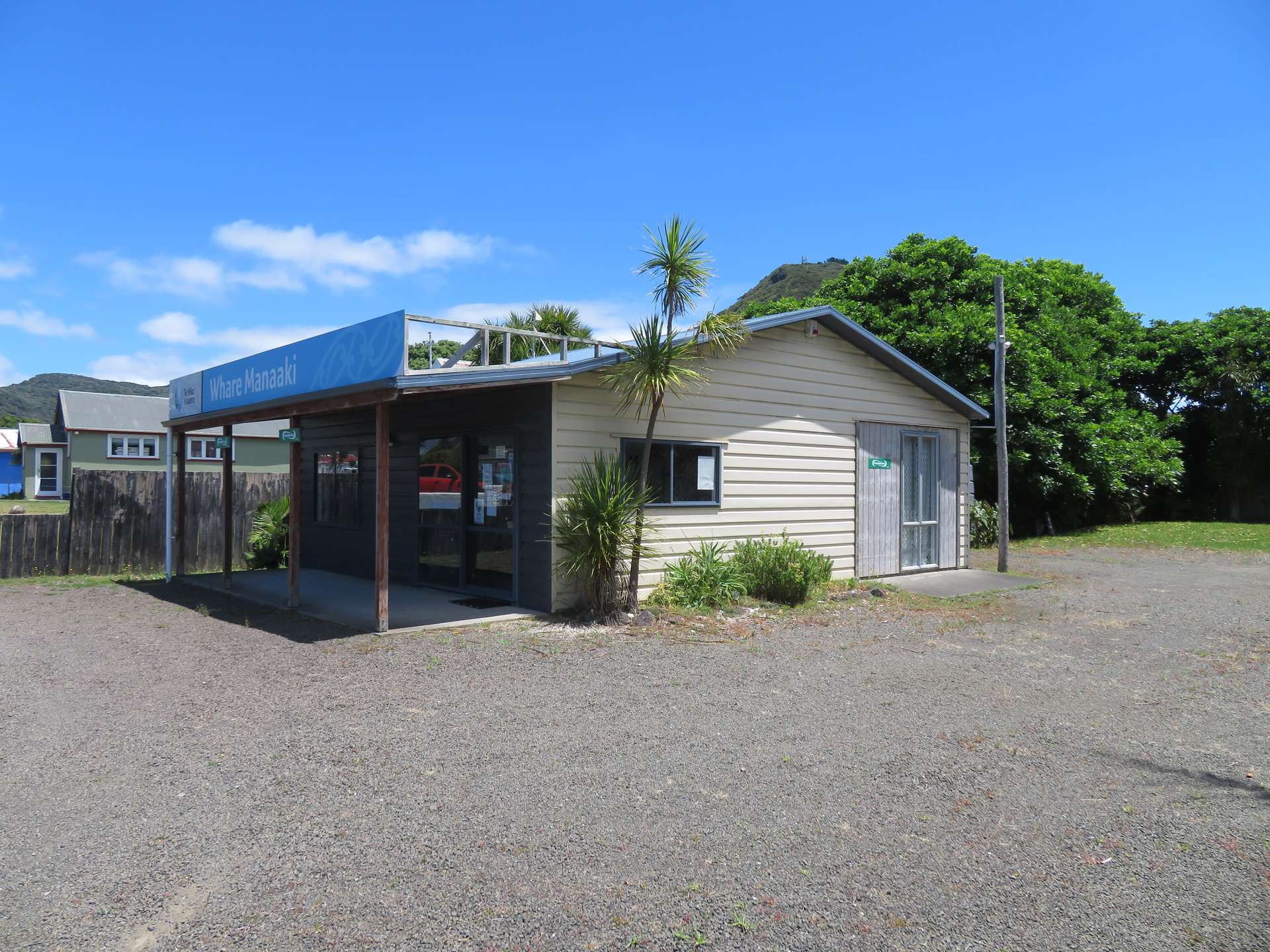 15 Takahe Road photo 12