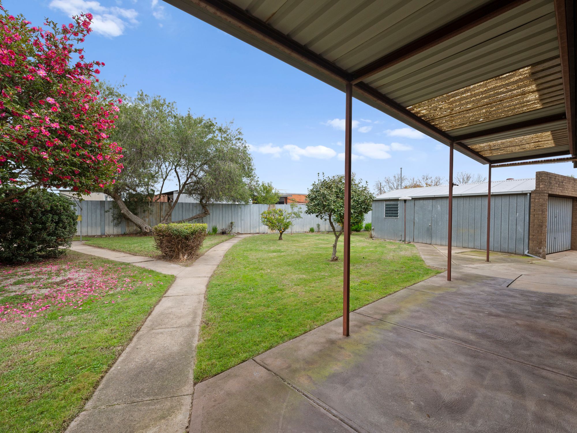 25 Helms Court — photo 13 of 14