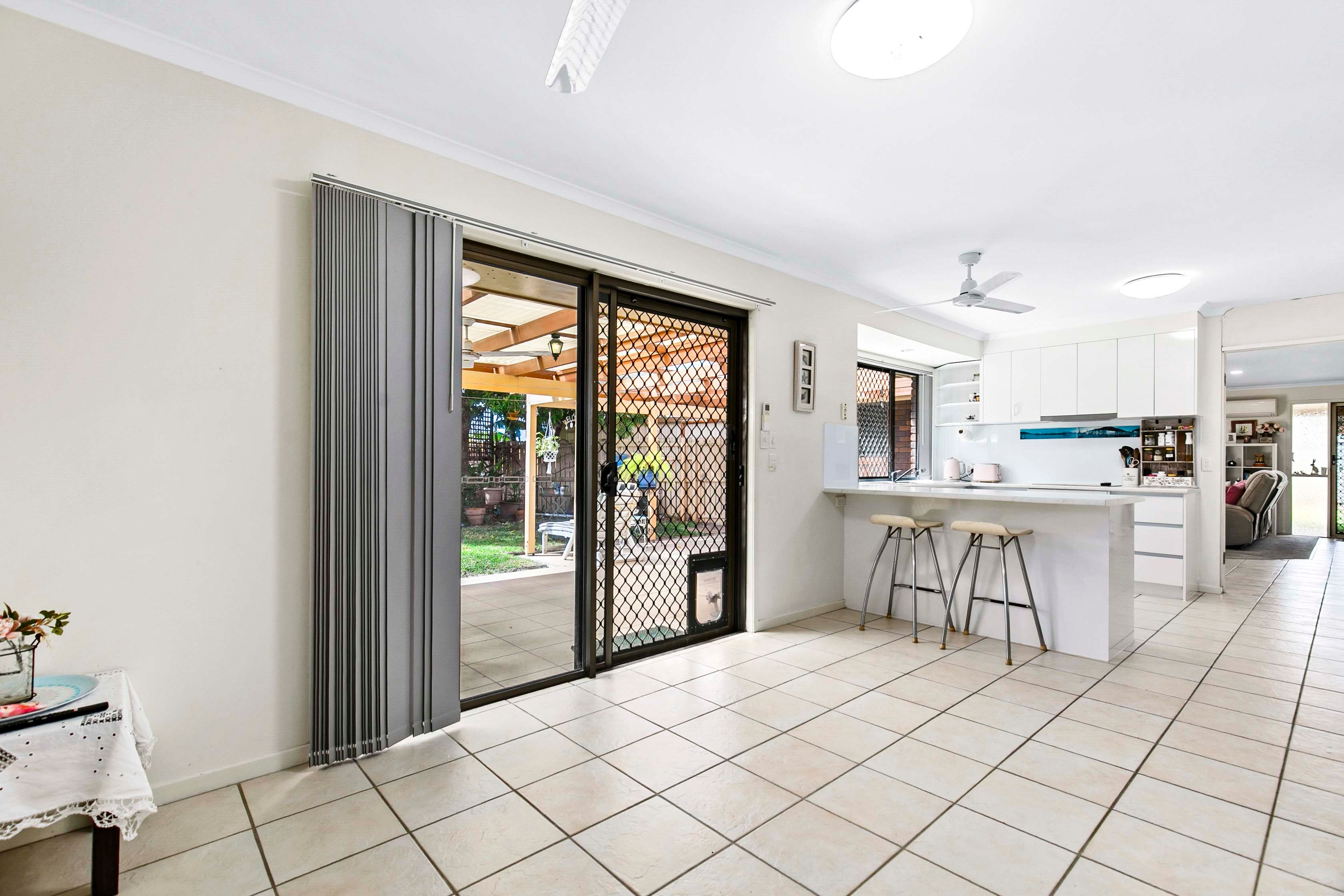 6 Corbet Court — photo 10 of 25