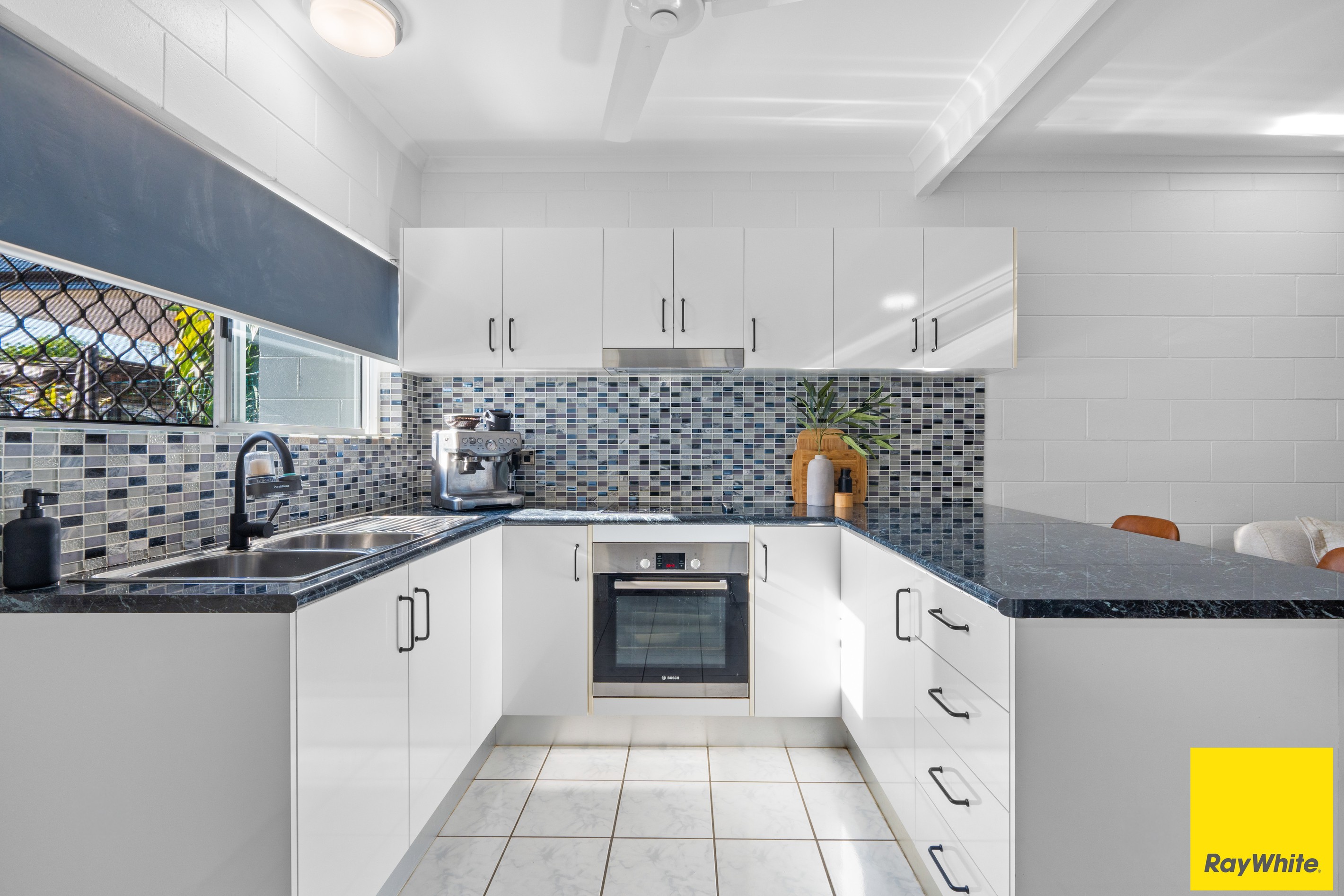 19/27-29 Stokes Street, Edmonton, QLD 4869