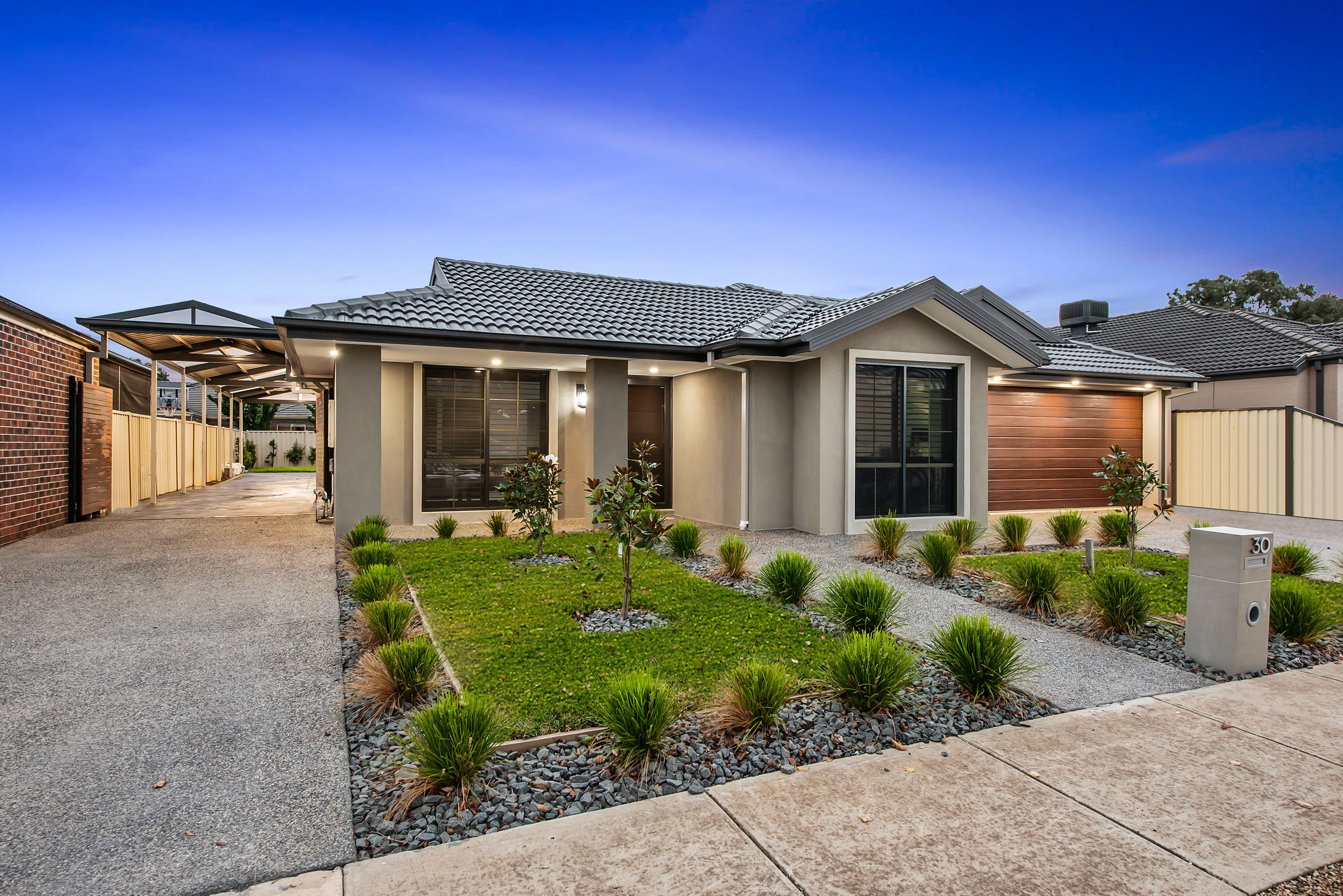30 Jacaranda Drive, Taylors Hill, VIC 3037