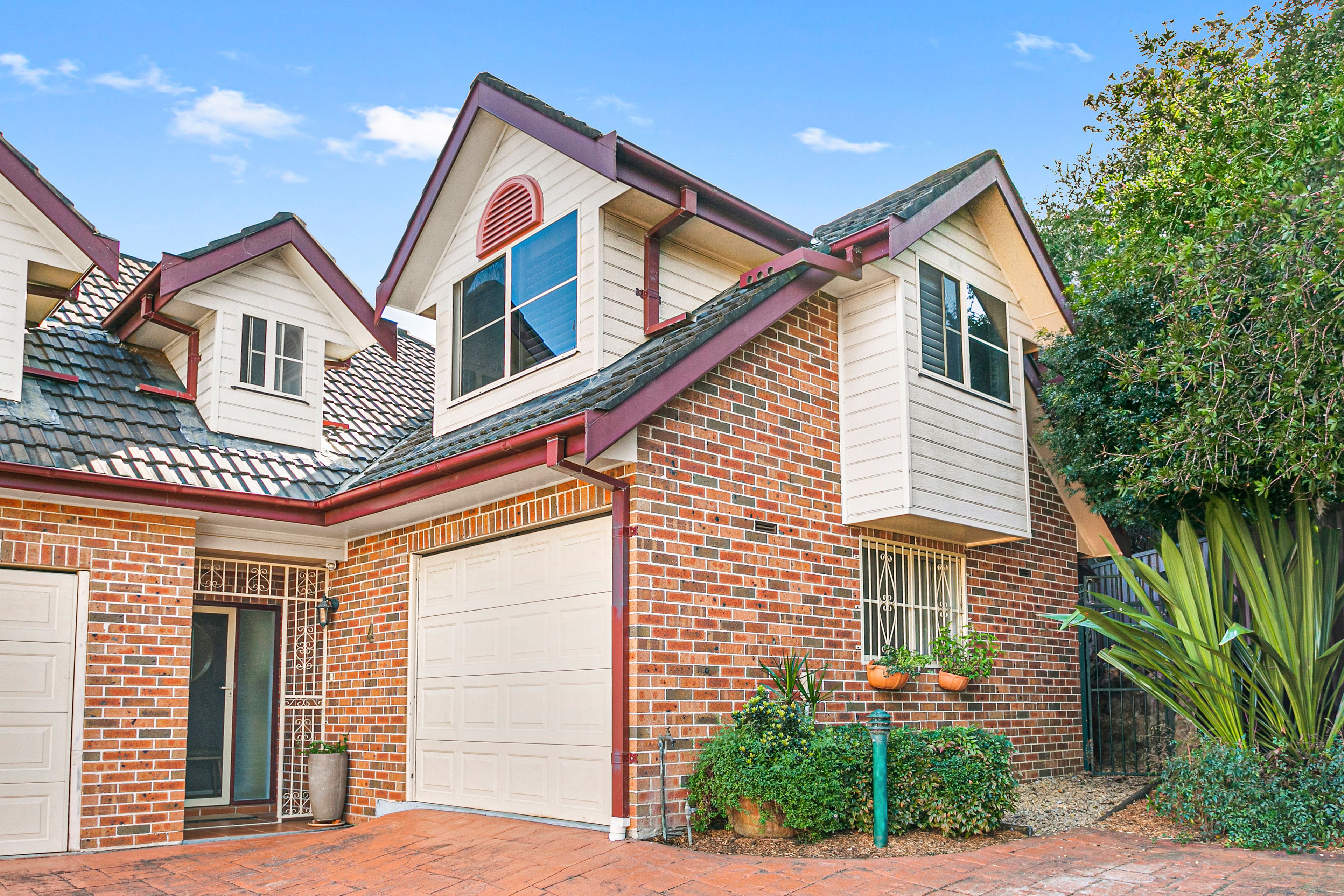 8 Cromdale Street, Mortdale NSW 2223