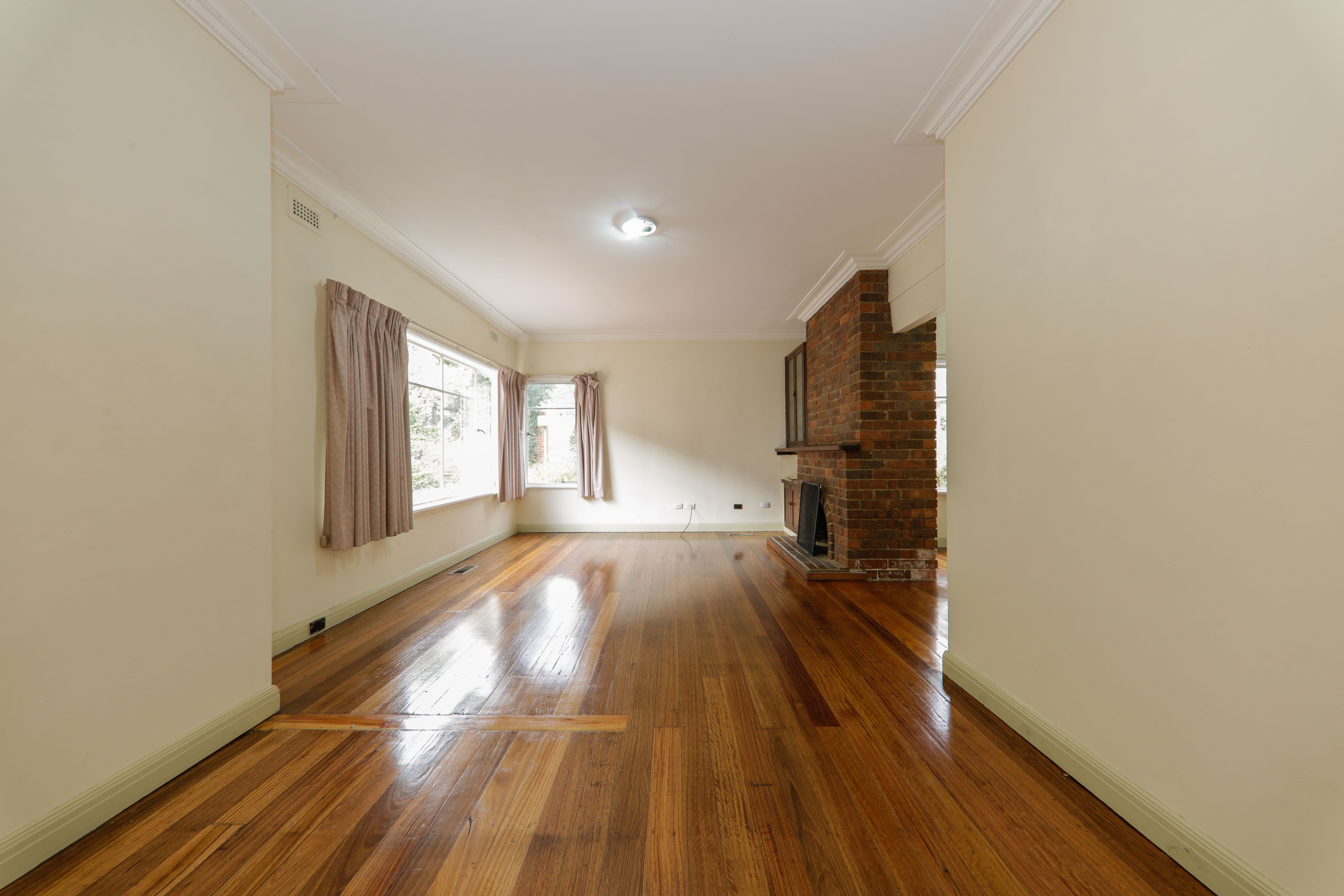 6 Eyre Street, Burwood, VIC 3125