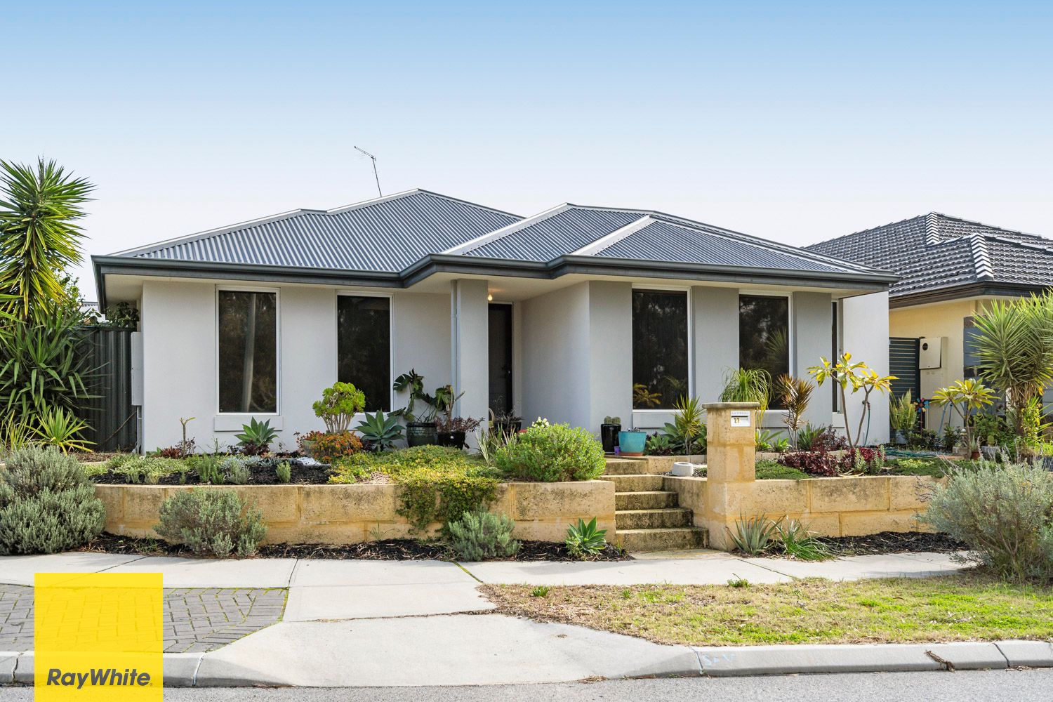 27 Flagstaff Road, Landsdale, WA 6065