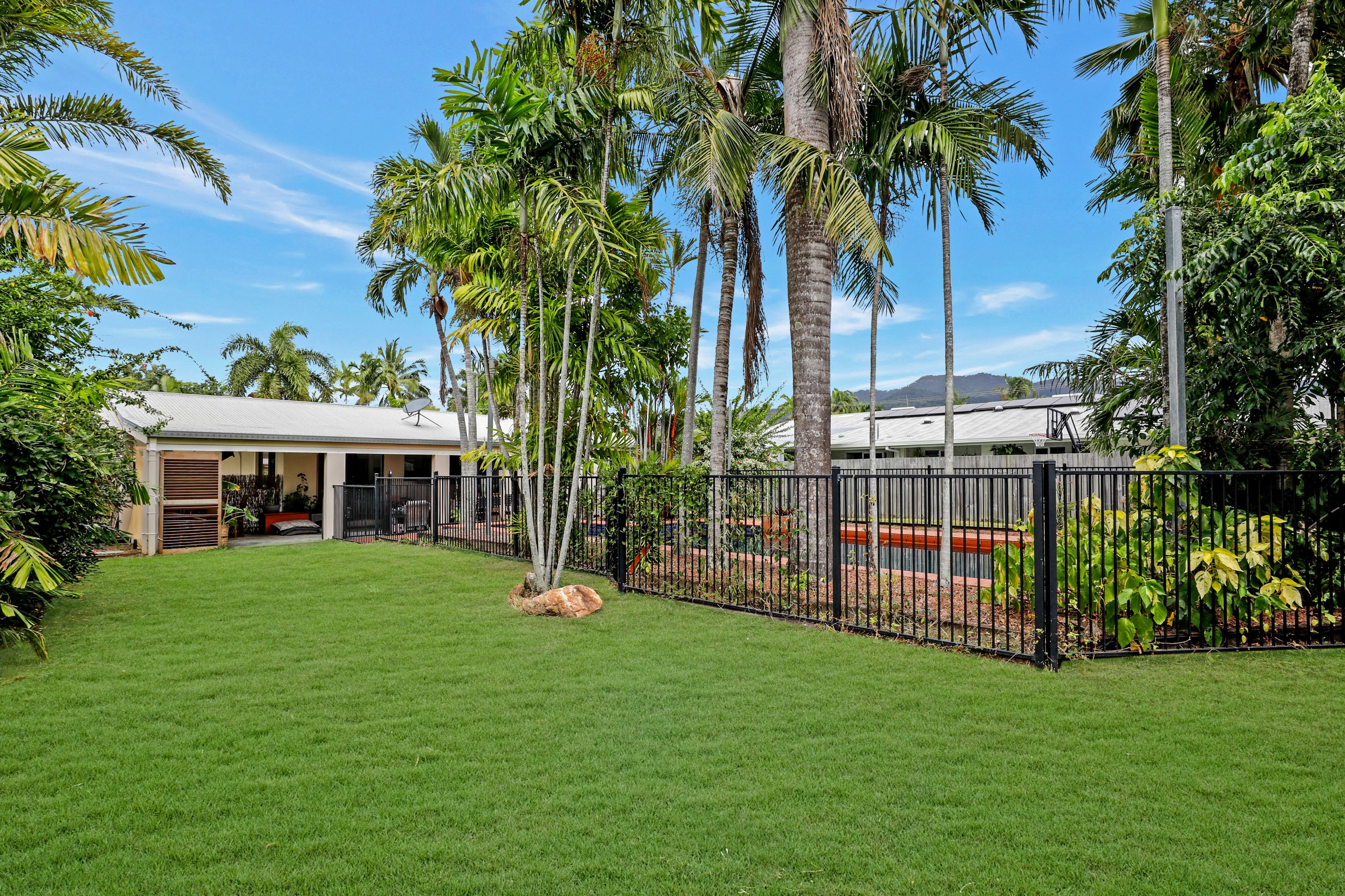 14 Conch Close, Trinity Beach, QLD 4879