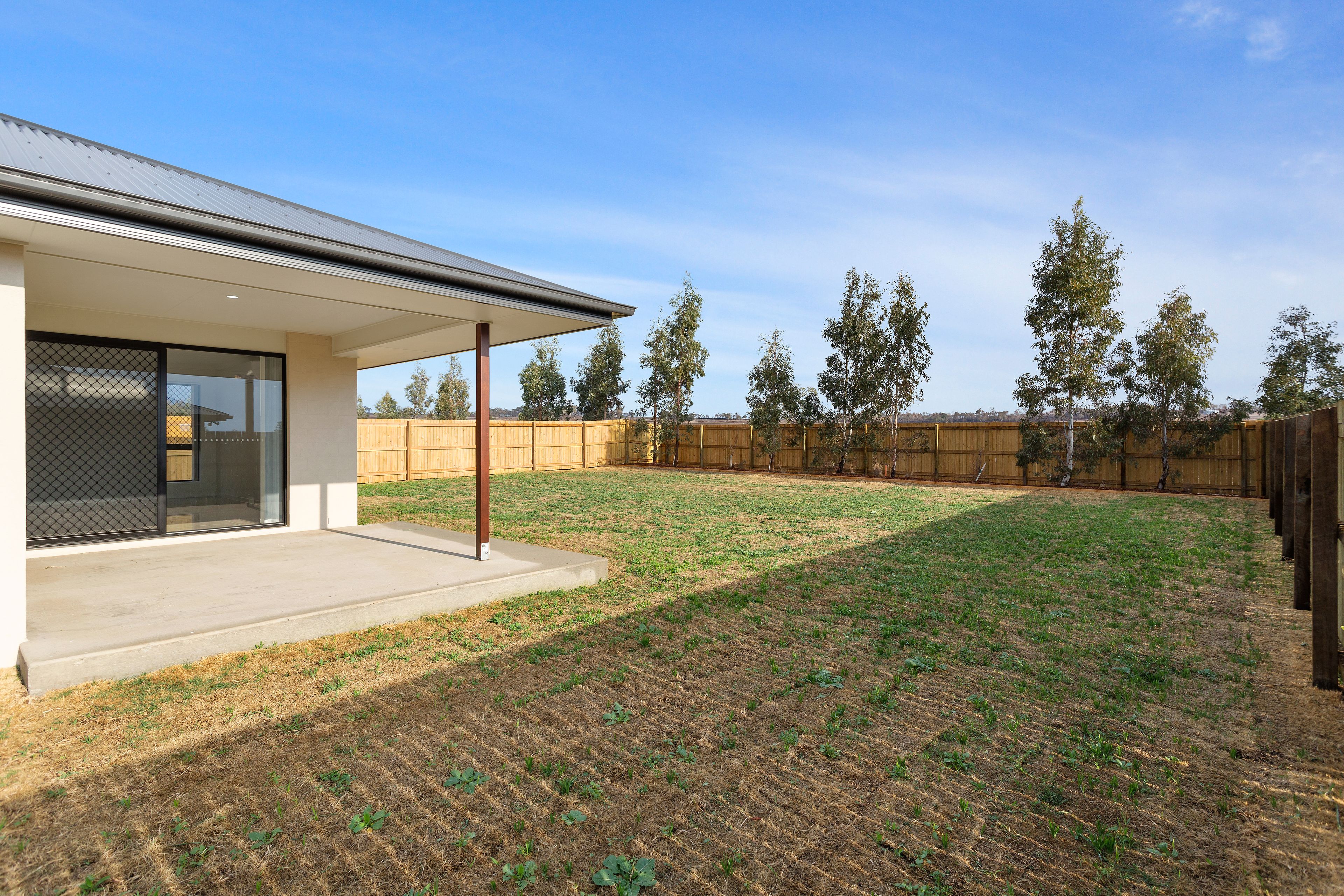 102 Magpie Drive, Cambooya, QLD 4358